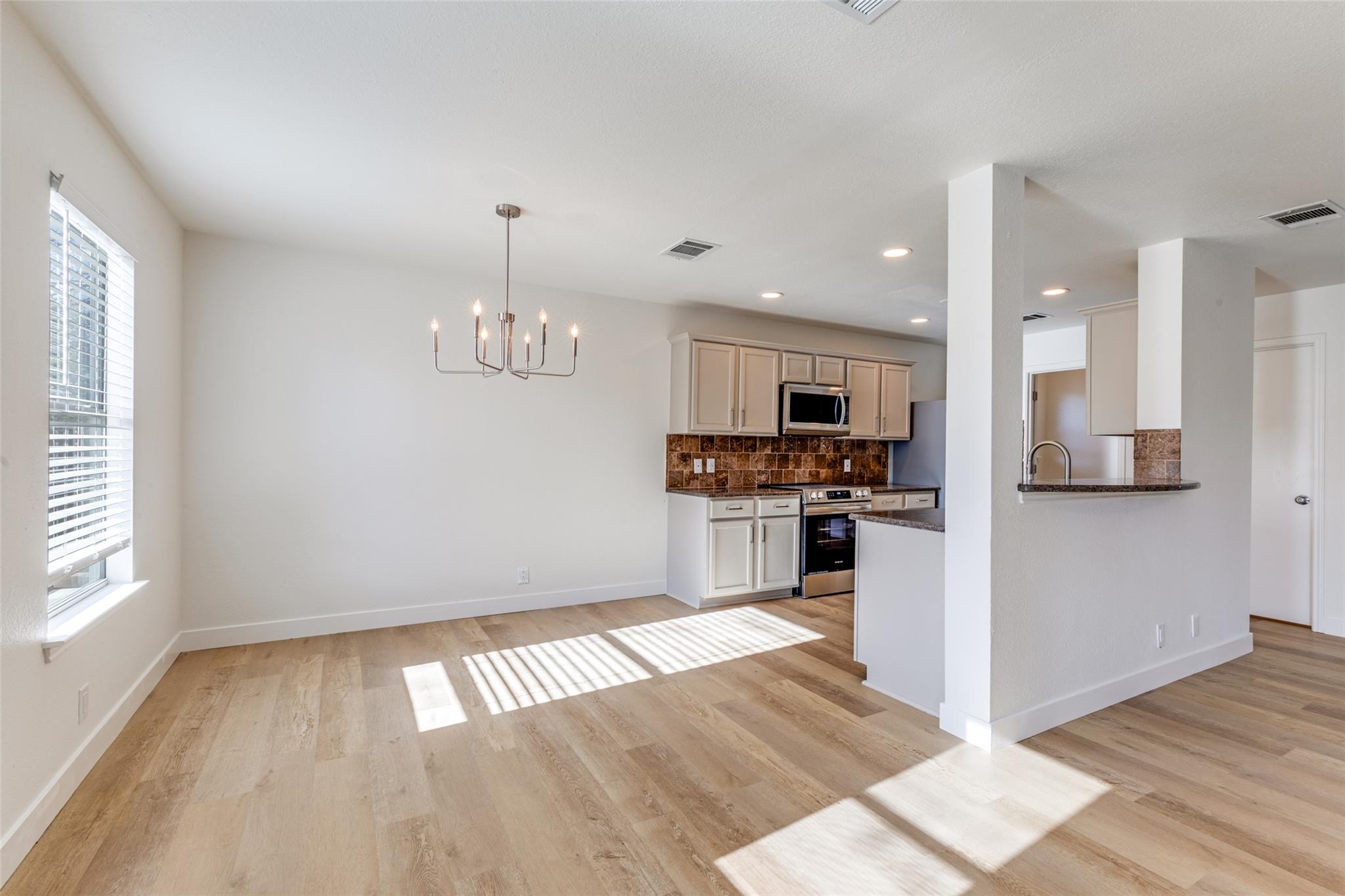 109 Orange Tree Ln, Georgetown, TX 78626