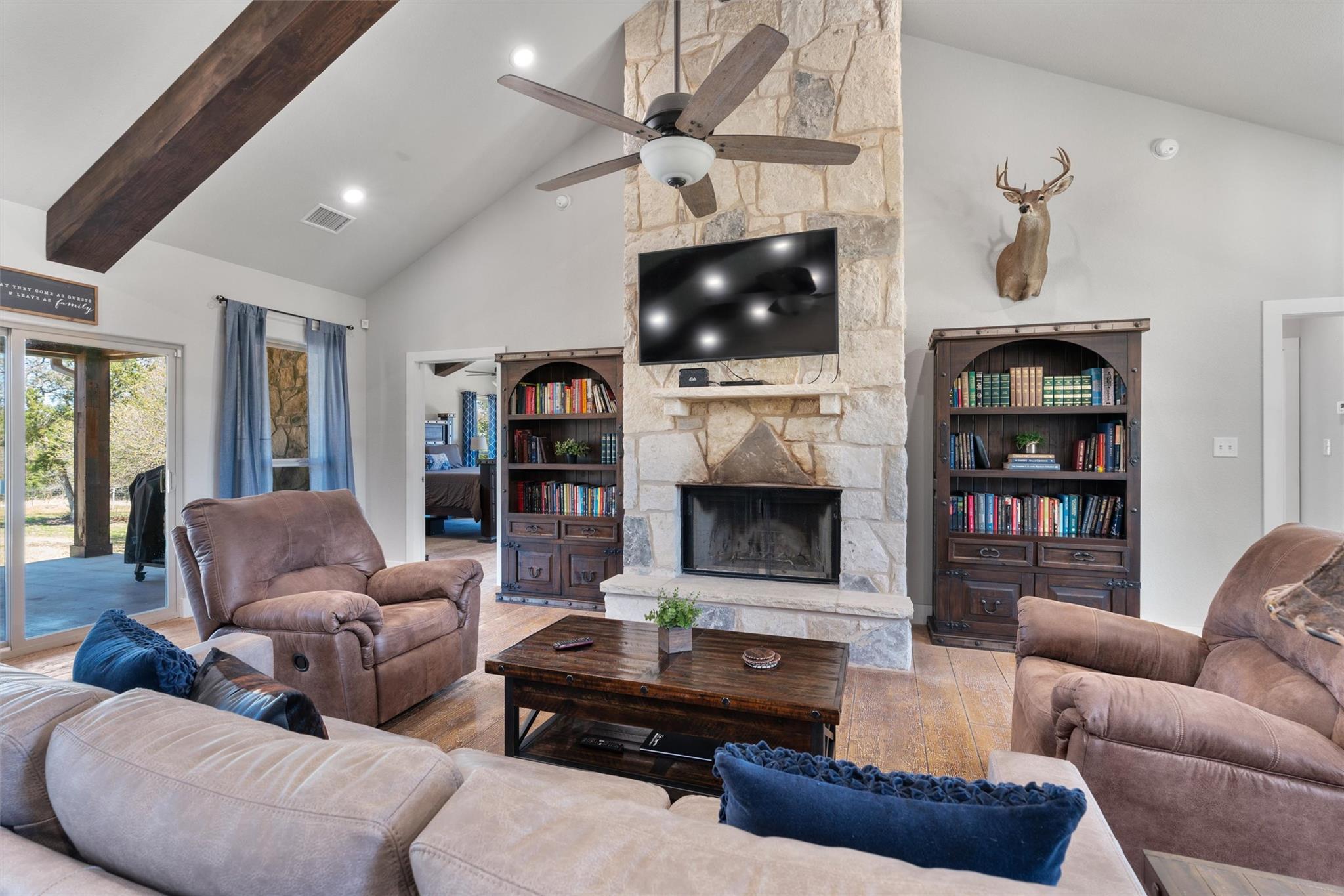 835 Sunny Slope Rd, Liberty Hill, TX 78642