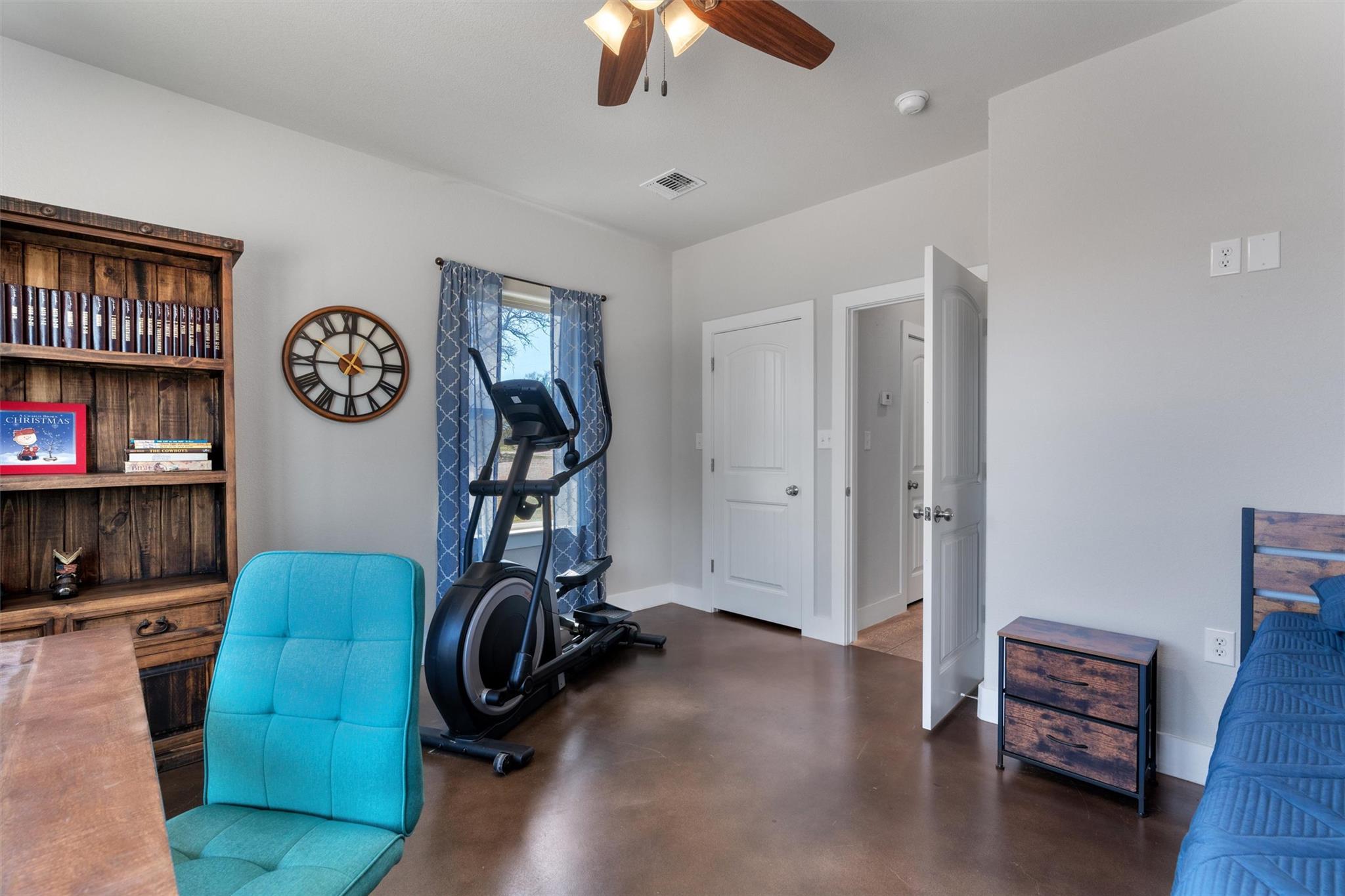 835 Sunny Slope Rd, Liberty Hill, TX 78642