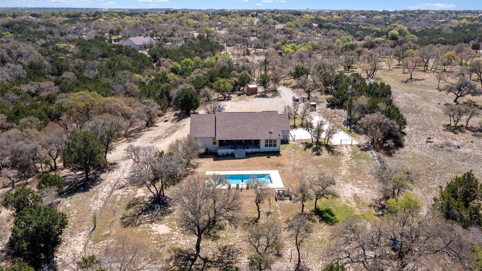 835 Sunny Slope Rd, Liberty Hill, TX 78642