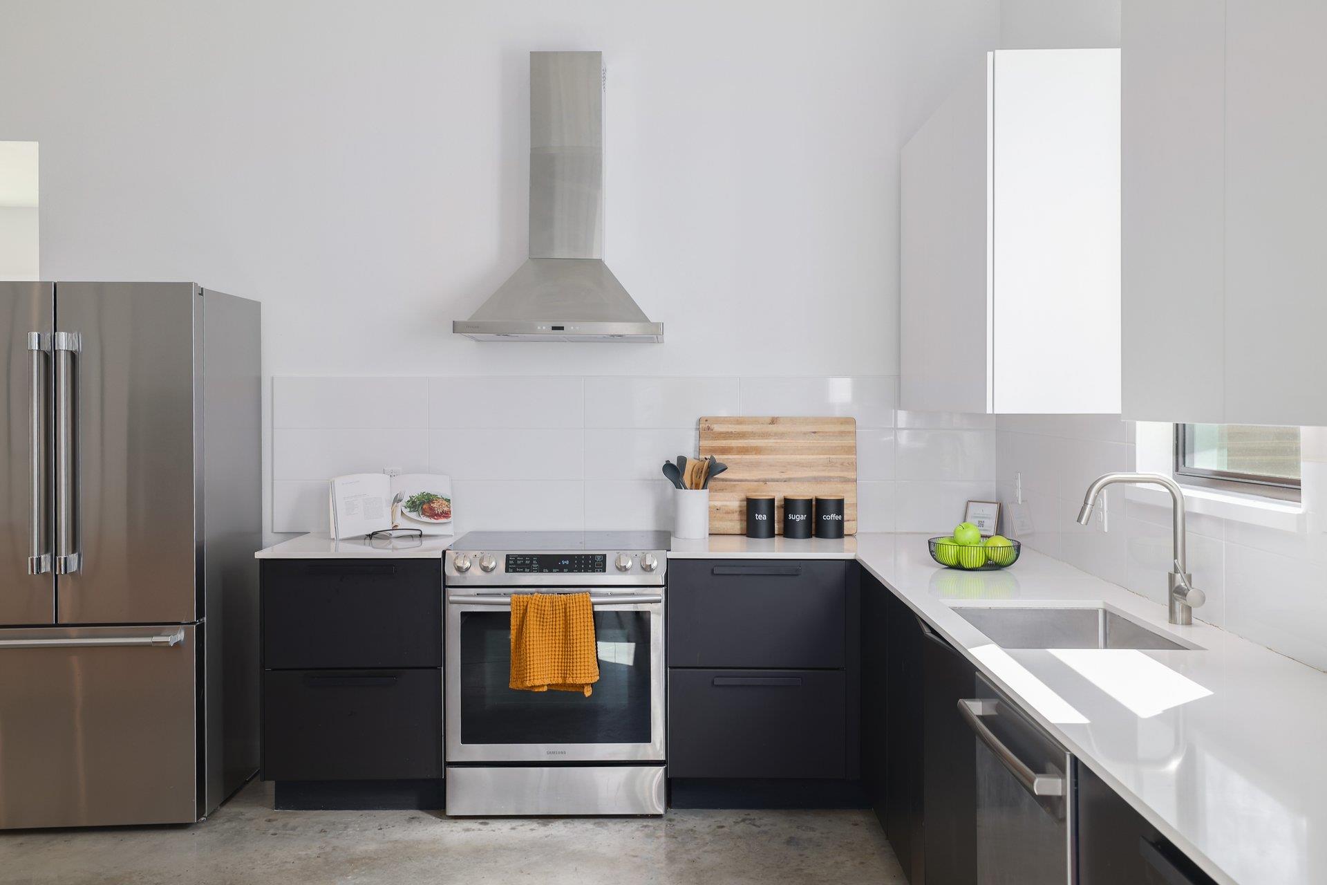 1310 Green St, Lockhart, TX 78644