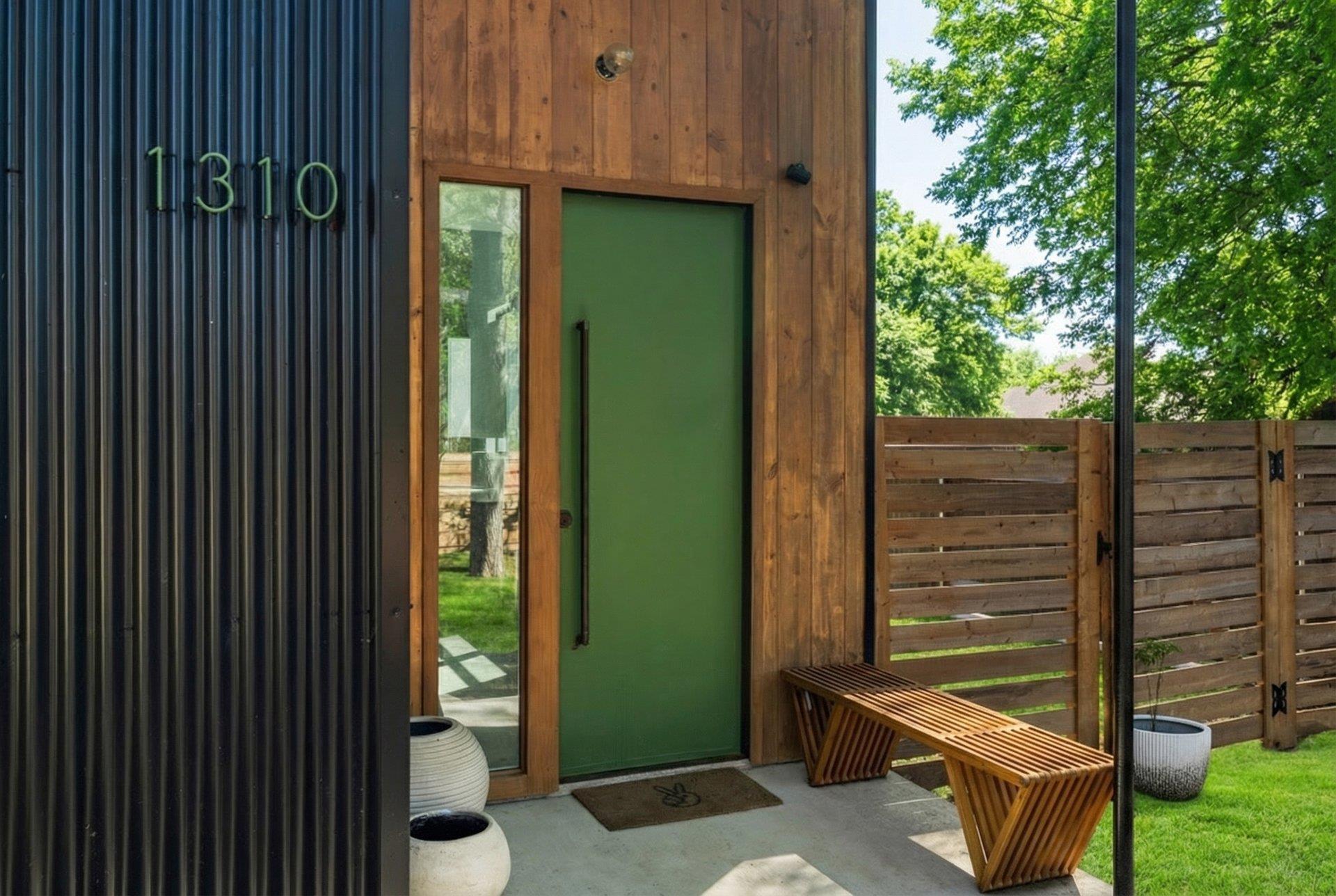 1310 Green St, Lockhart, TX 78644