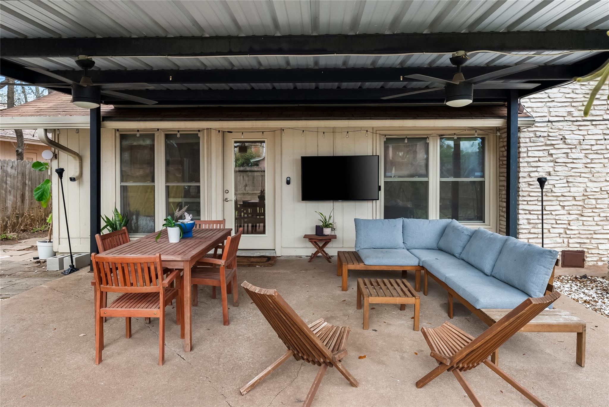 2509 Redleaf Ln, Austin, TX 78745