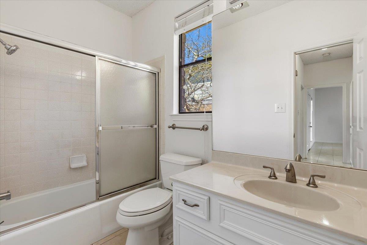 11101 Grapevine Ln, Austin, TX 78759