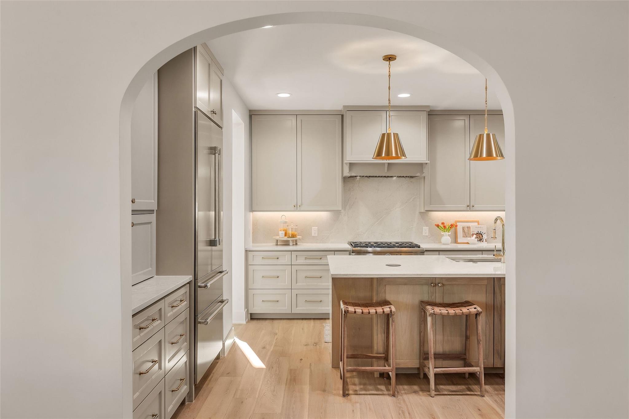 3008 W 50th St, Austin, TX 78731