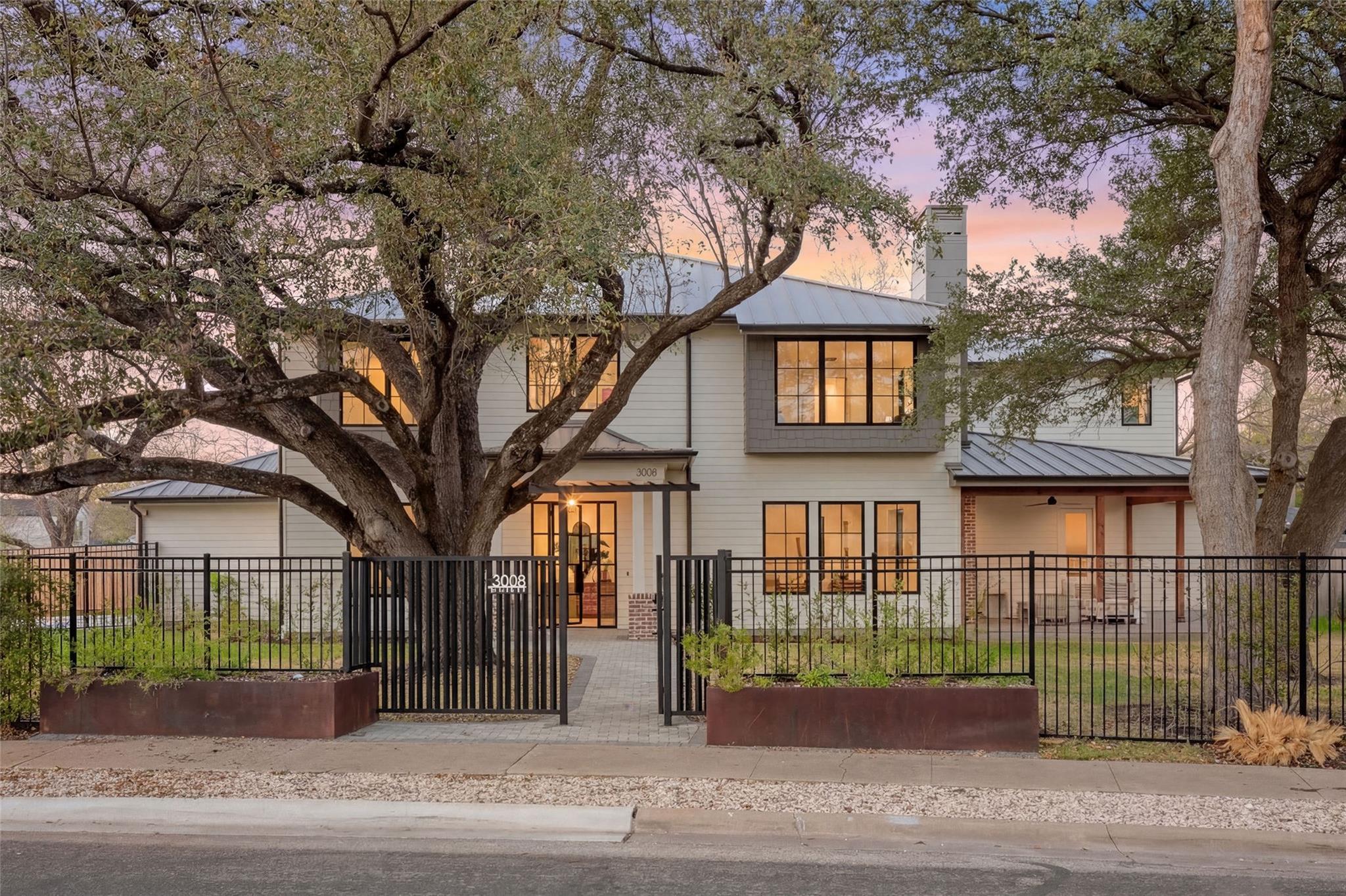 3008 W 50th St, Austin, TX 78731