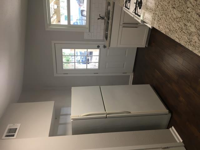 1405 Bob Harrison St, Austin, TX 78702