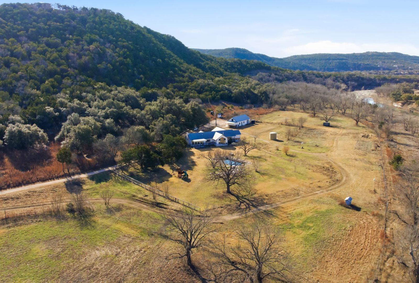 18405 Angel Valley Dr, Leander, TX 78641