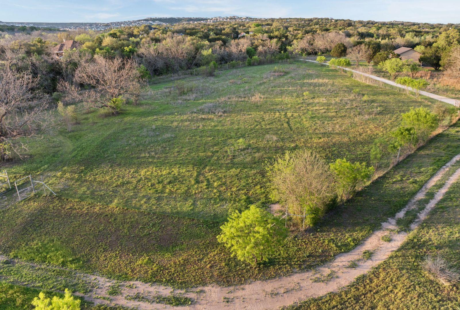 18405 Angel Valley Dr, Leander, TX 78641