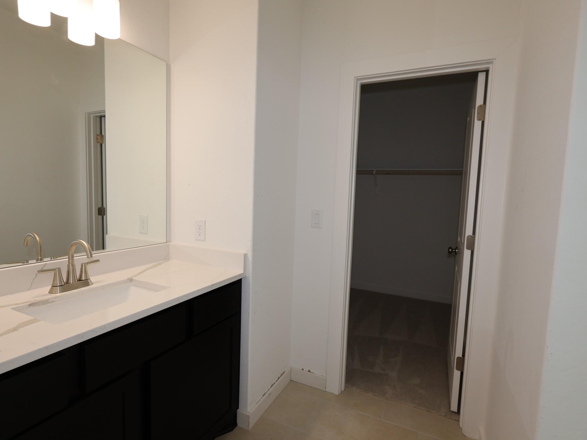 820 Purmela St, Leander, TX 78641