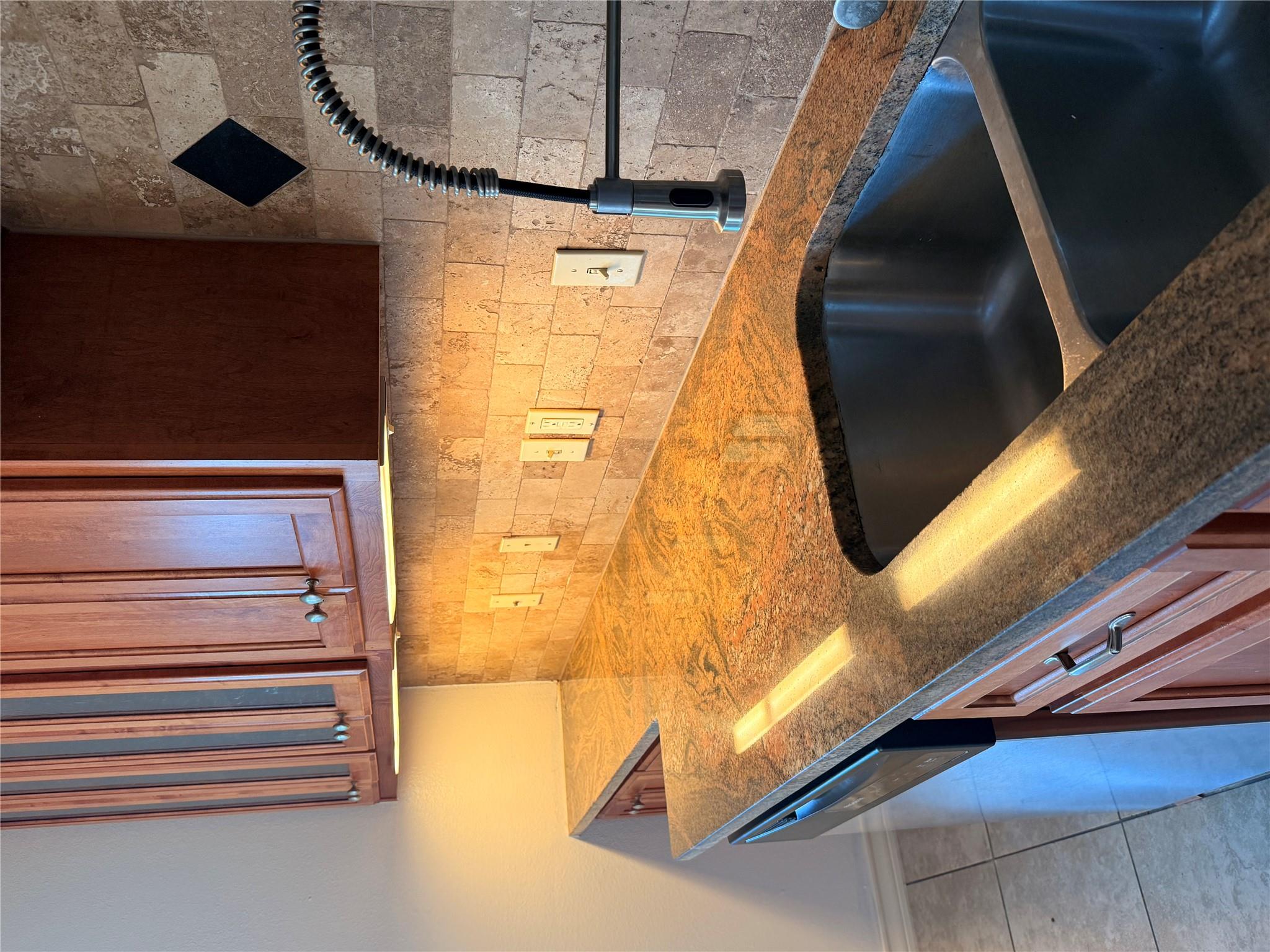 407 E 45th St # 104, Austin, TX 78751