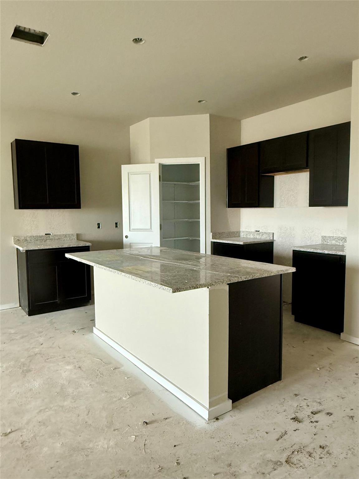 101 Backwood Pass, Taylor, TX 76574