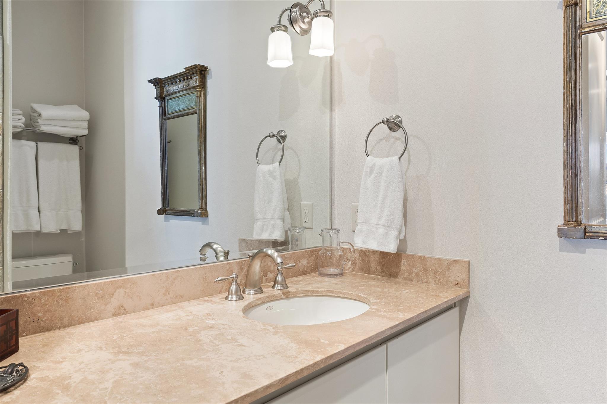 715 Cutlass, Lakeway, TX 78734