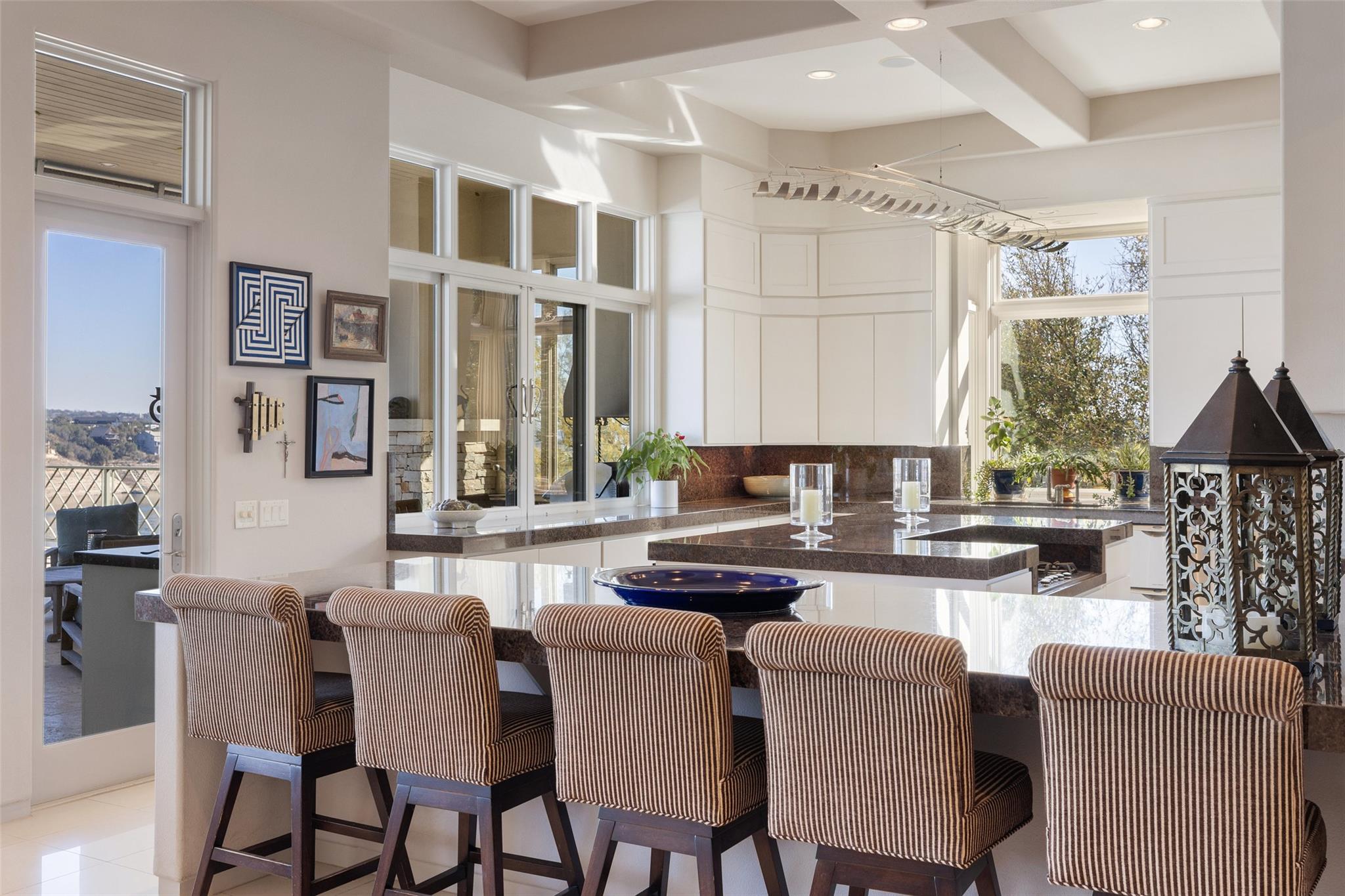 715 Cutlass, Lakeway, TX 78734