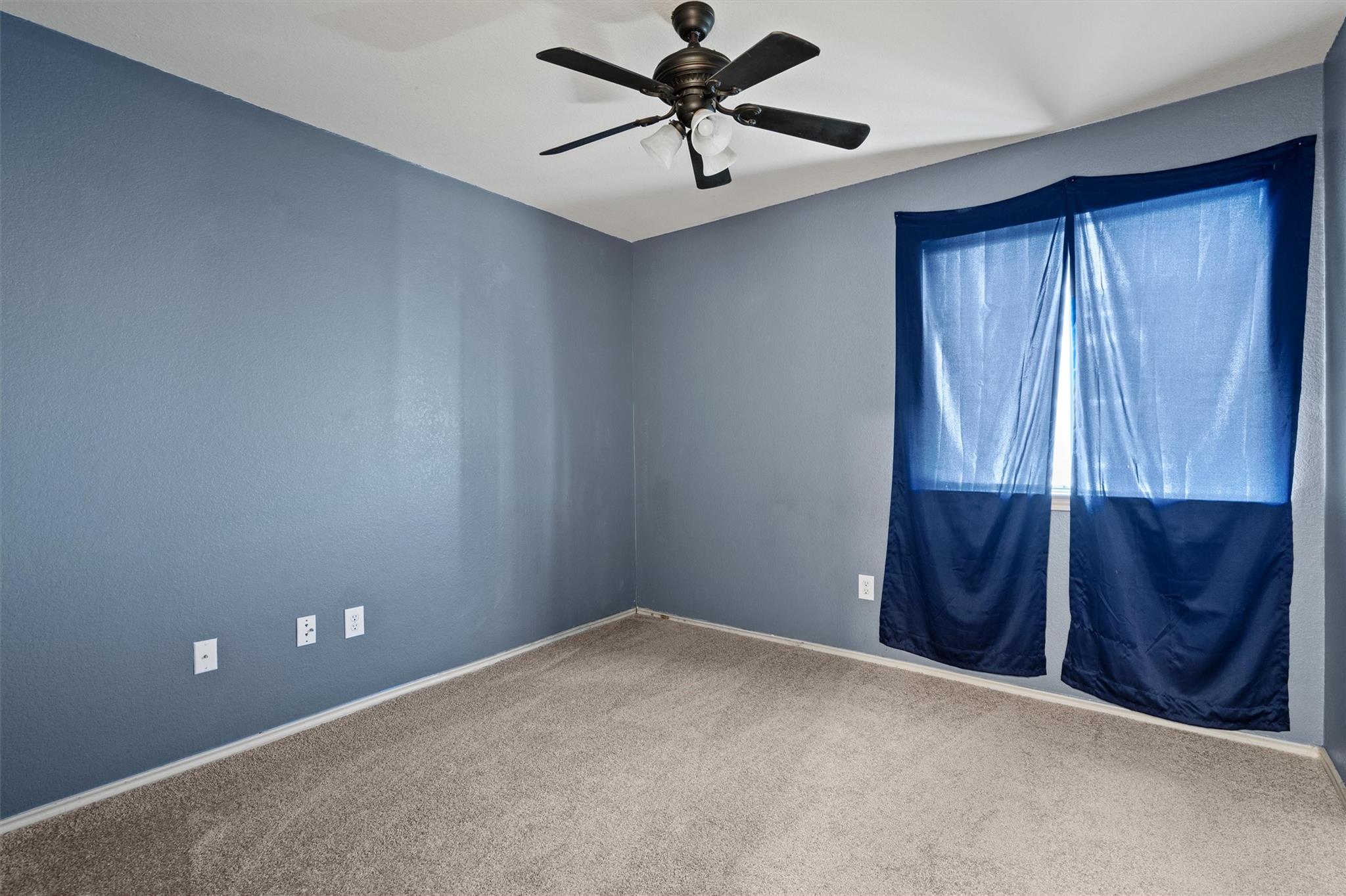 510 Red Tails Dr NE, Austin, TX 78725