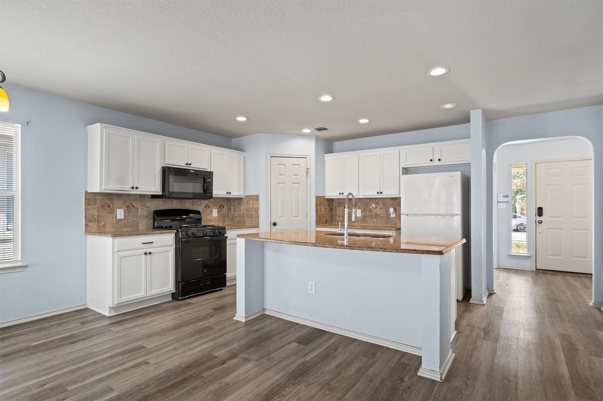 510 Red Tails Dr NE, Austin, TX 78725