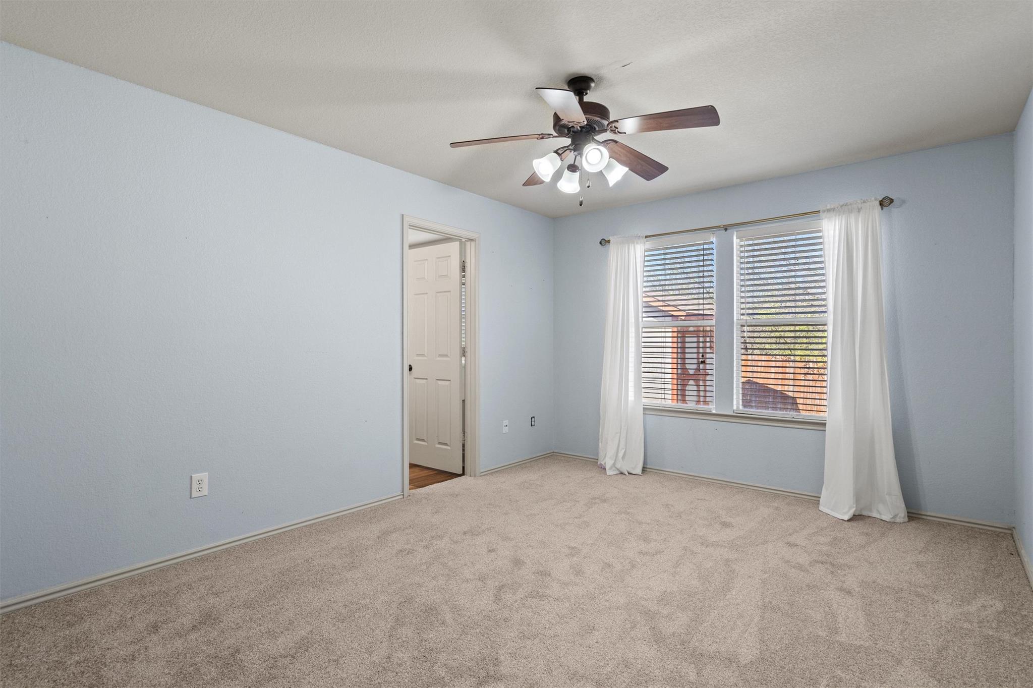 510 Red Tails Dr NE, Austin, TX 78725