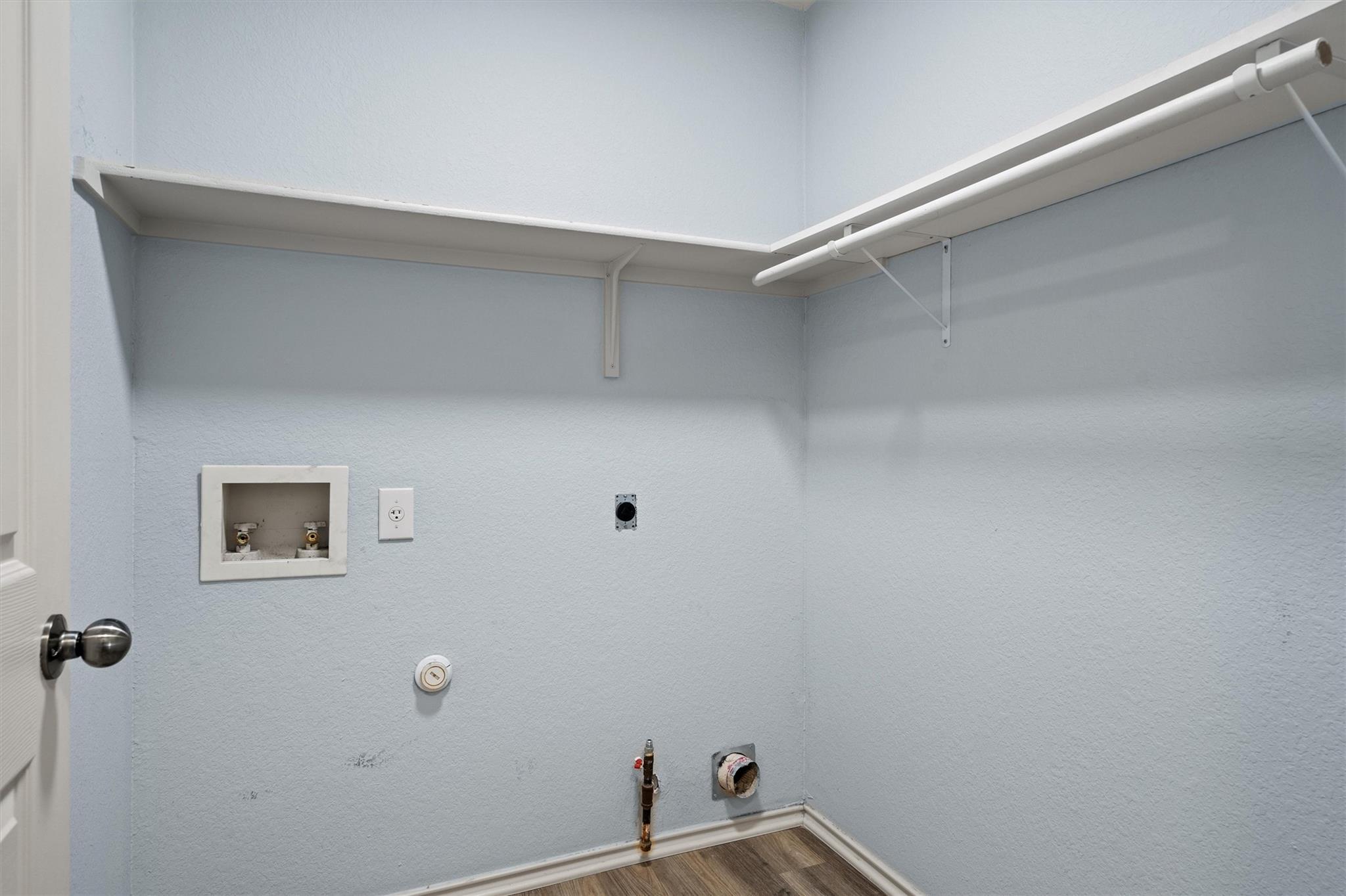 510 Red Tails Dr NE, Austin, TX 78725