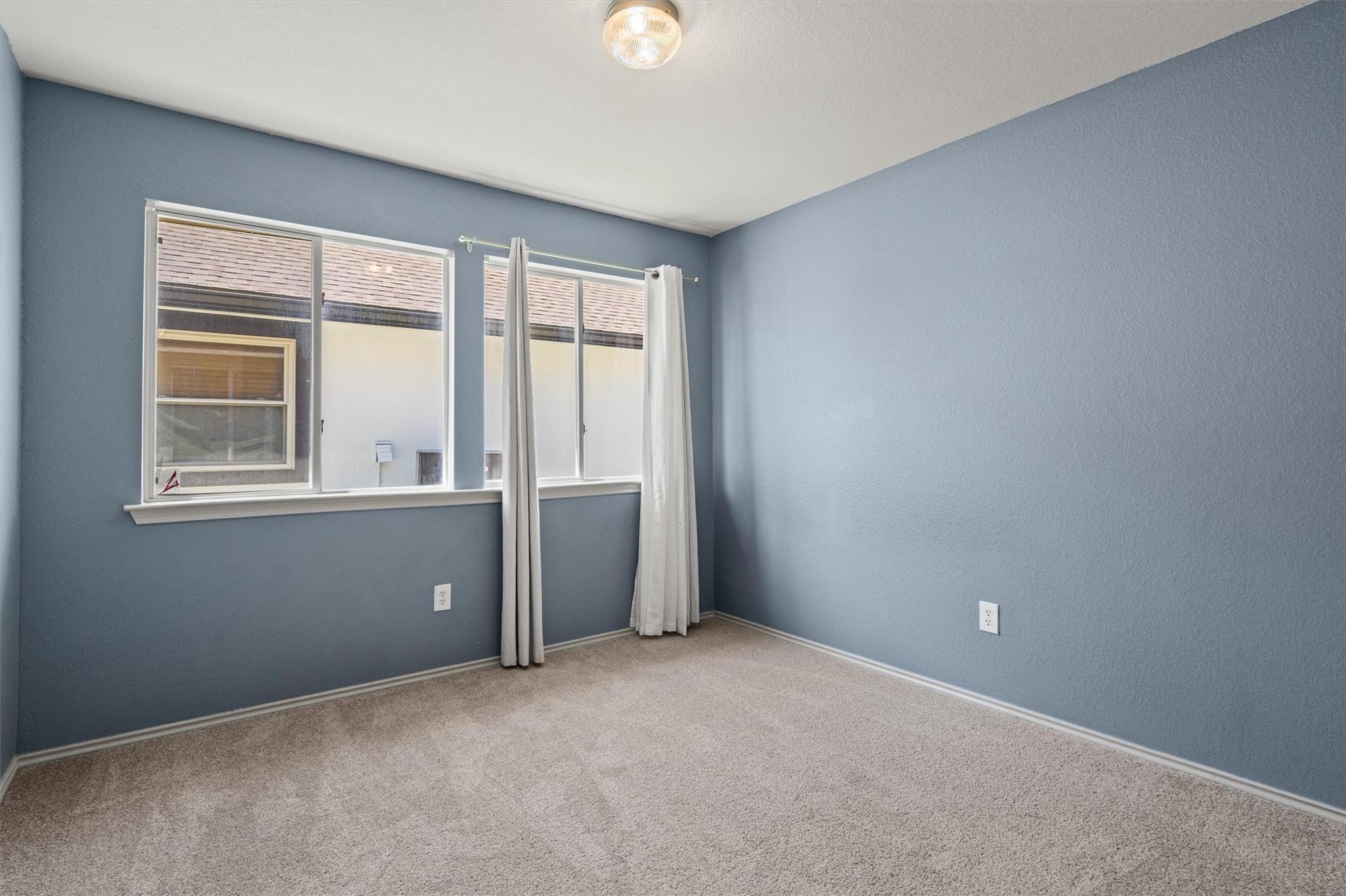 510 Red Tails Dr NE, Austin, TX 78725