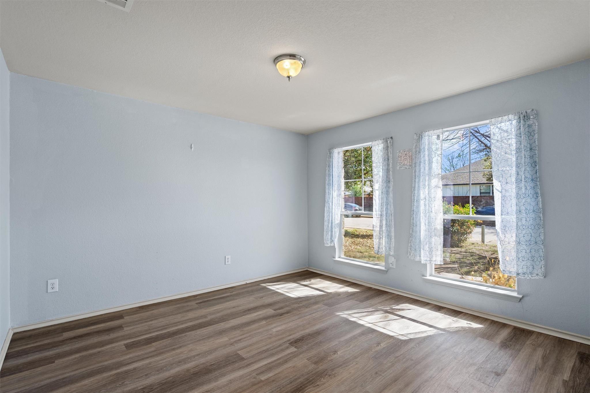 510 Red Tails Dr NE, Austin, TX 78725