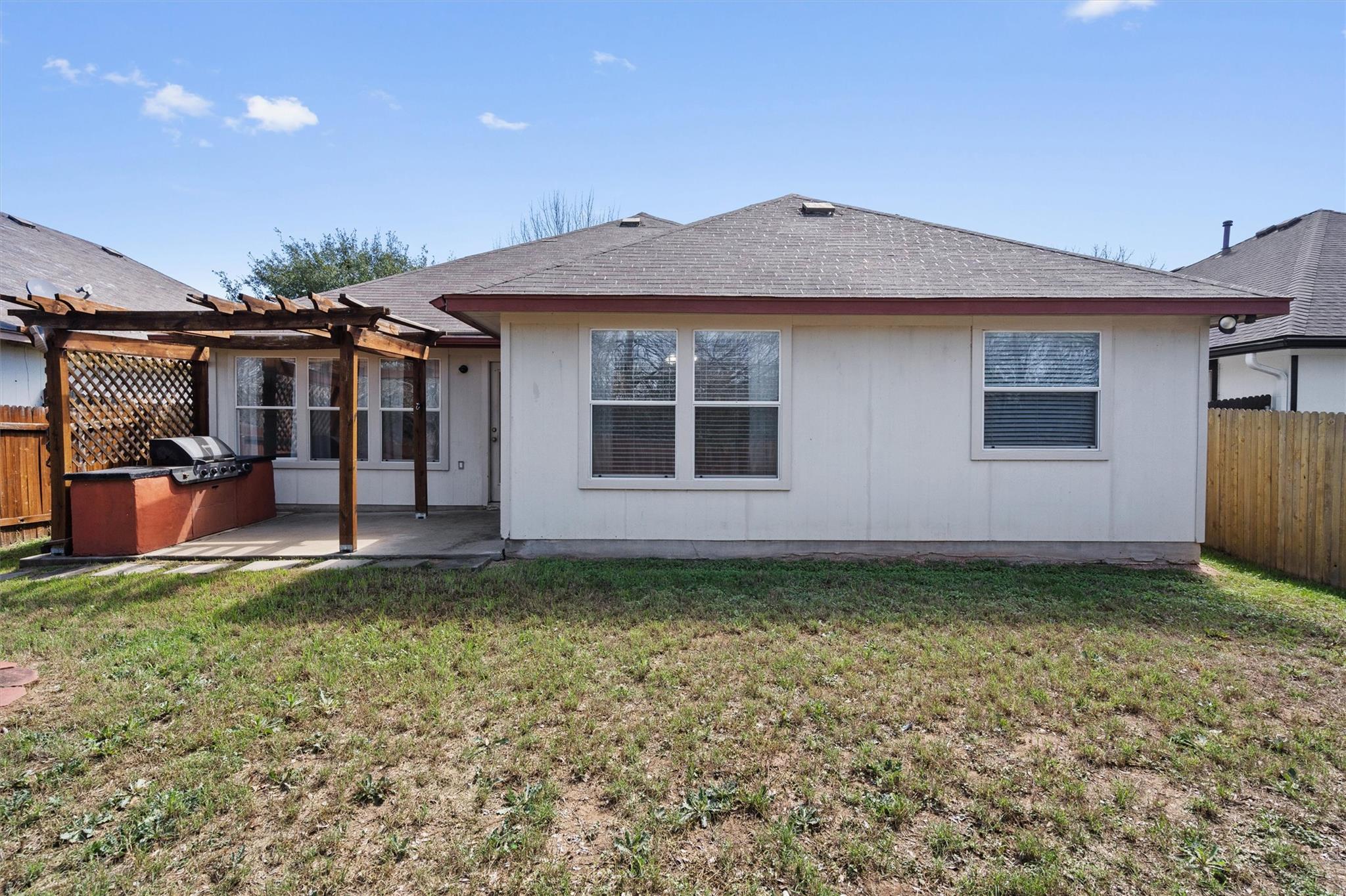 510 Red Tails Dr NE, Austin, TX 78725