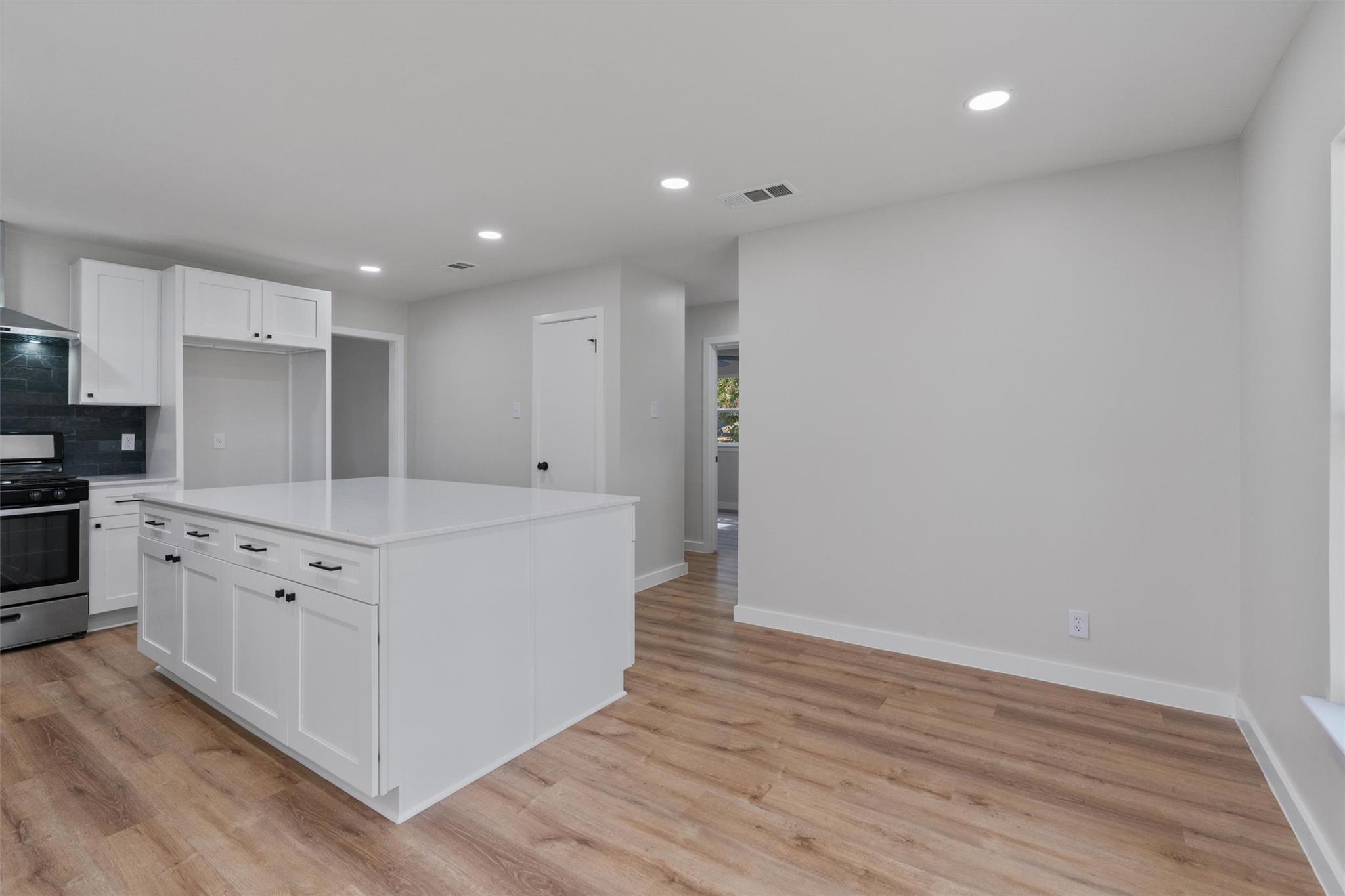 4812 Aberdeen Dr, Austin, TX 78745