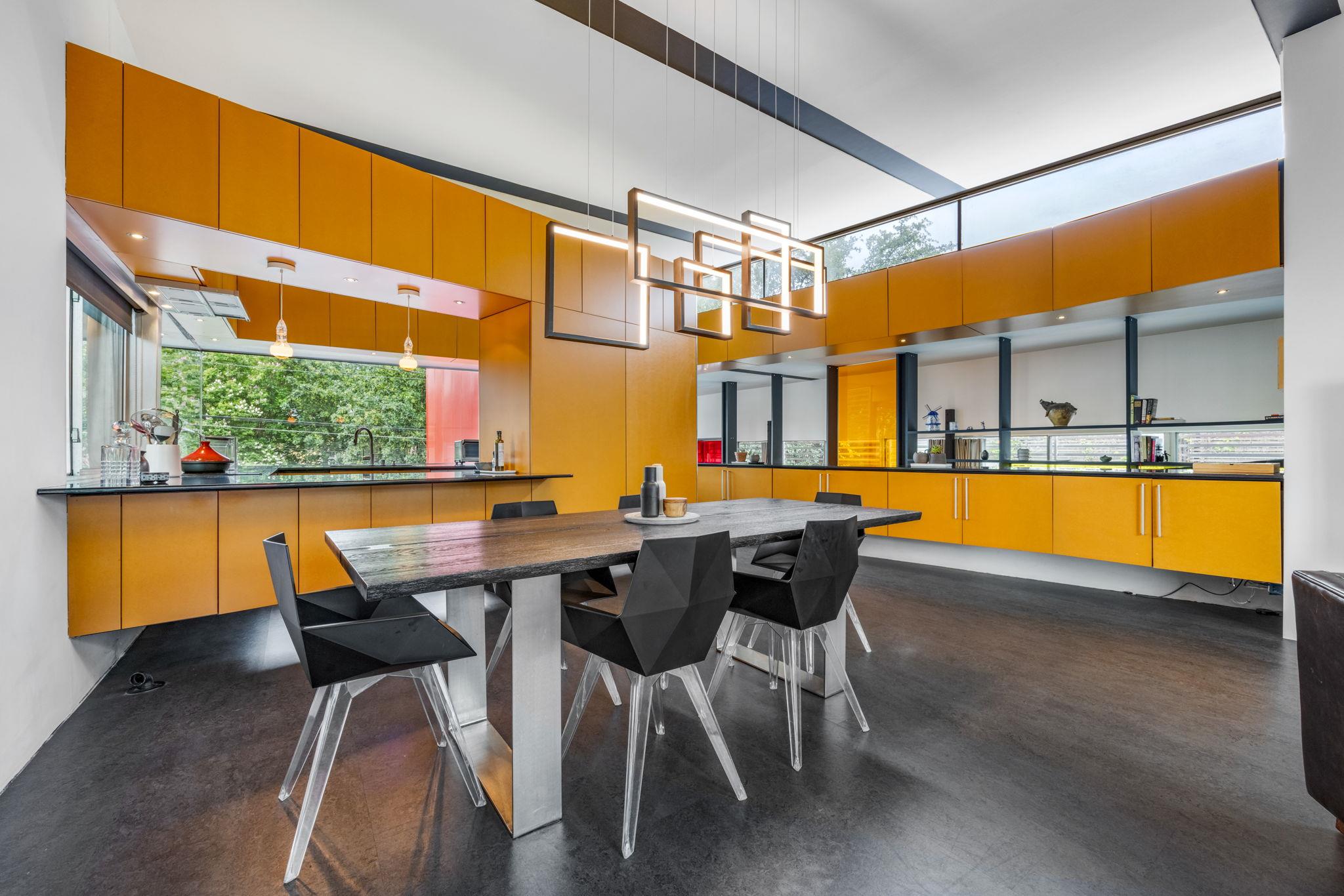 704 W Live Oak St, Austin, TX 78704