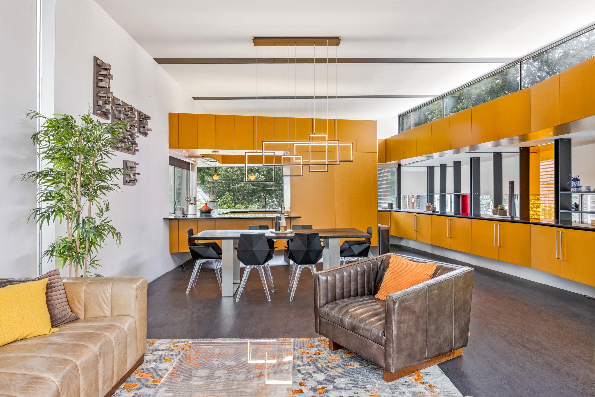 704 W Live Oak St, Austin, TX 78704