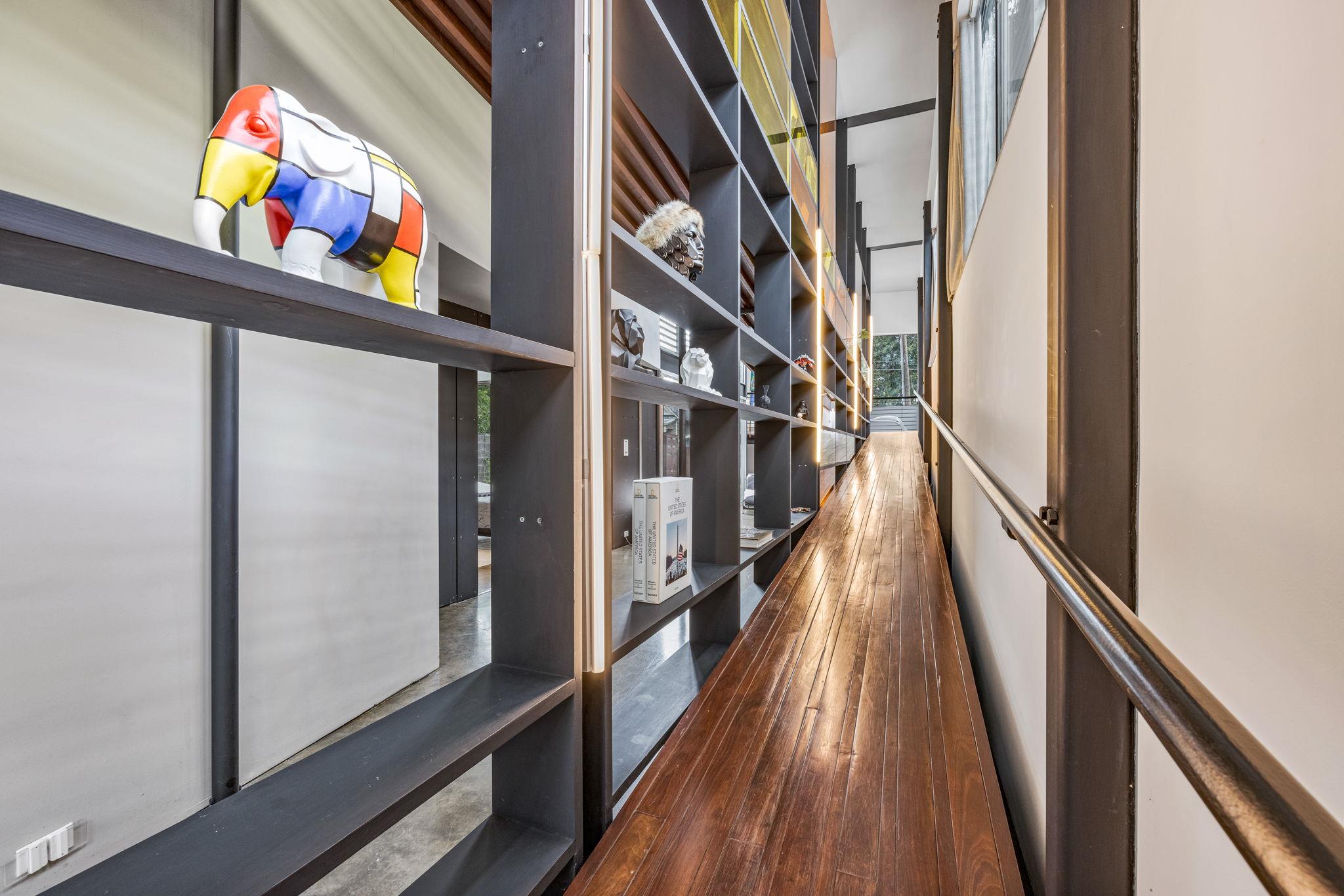 704 W Live Oak St, Austin, TX 78704