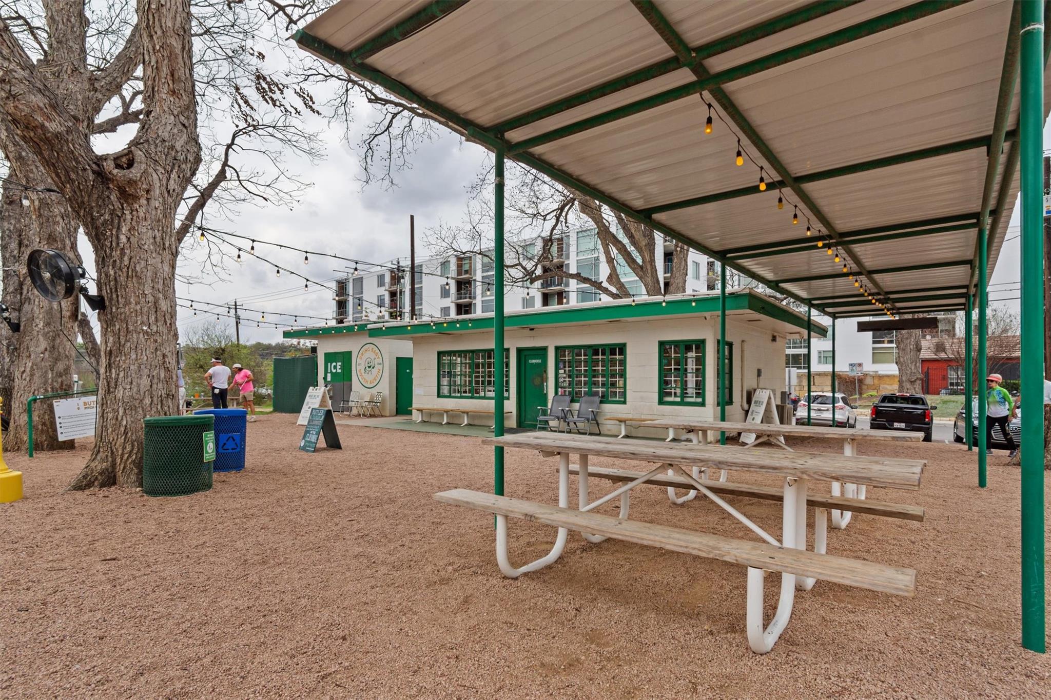 210 Lee Barton Dr # 517, Austin, TX 78704