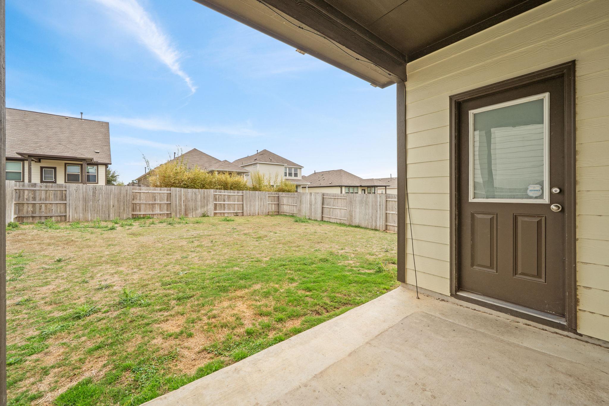 197 Eves Necklace Dr, Buda, TX 78610