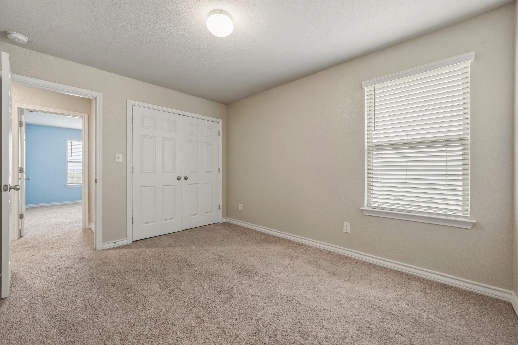 197 Eves Necklace Dr, Buda, TX 78610