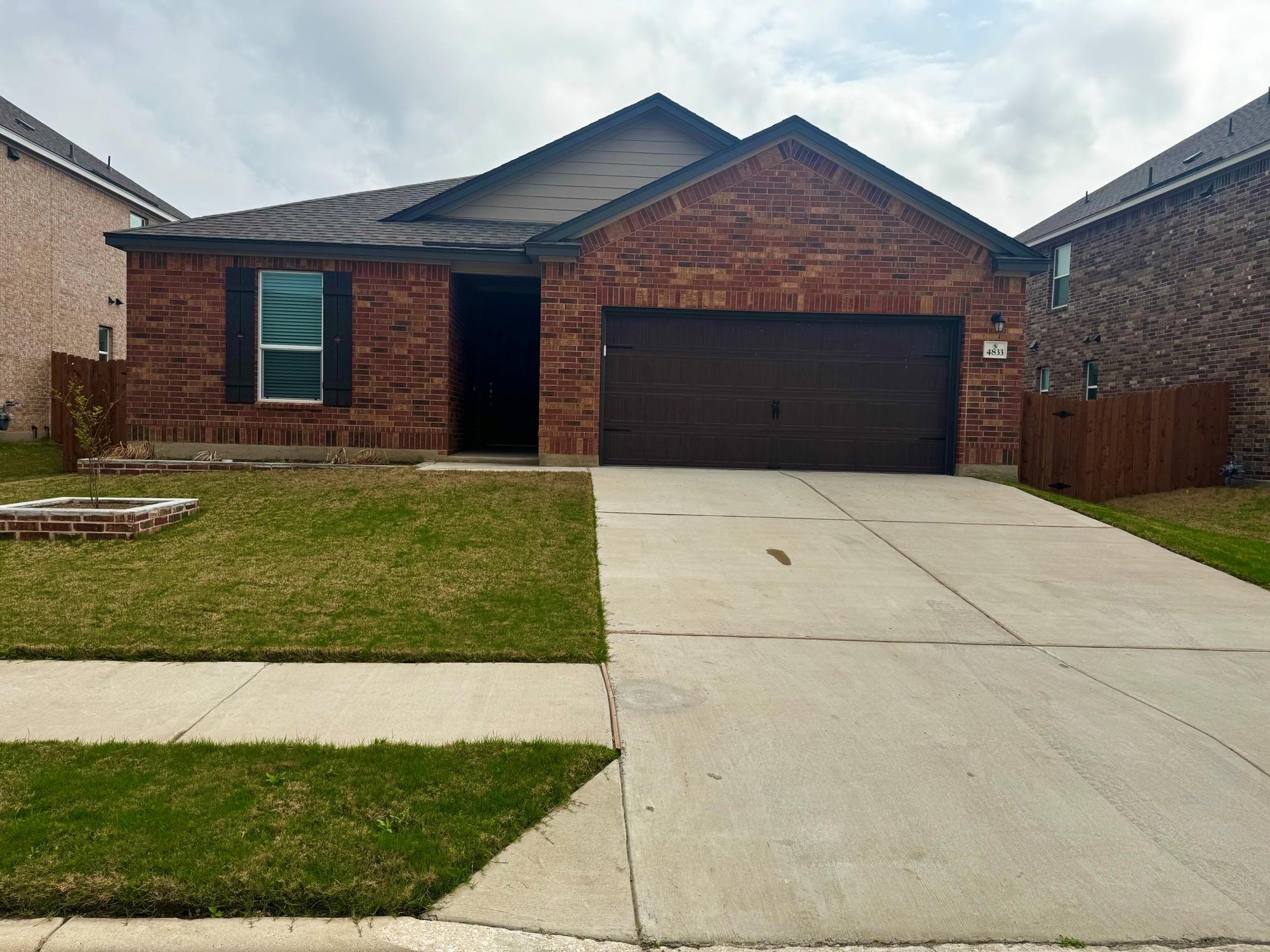 4833 Teverola Dr, Round Rock, TX 78665