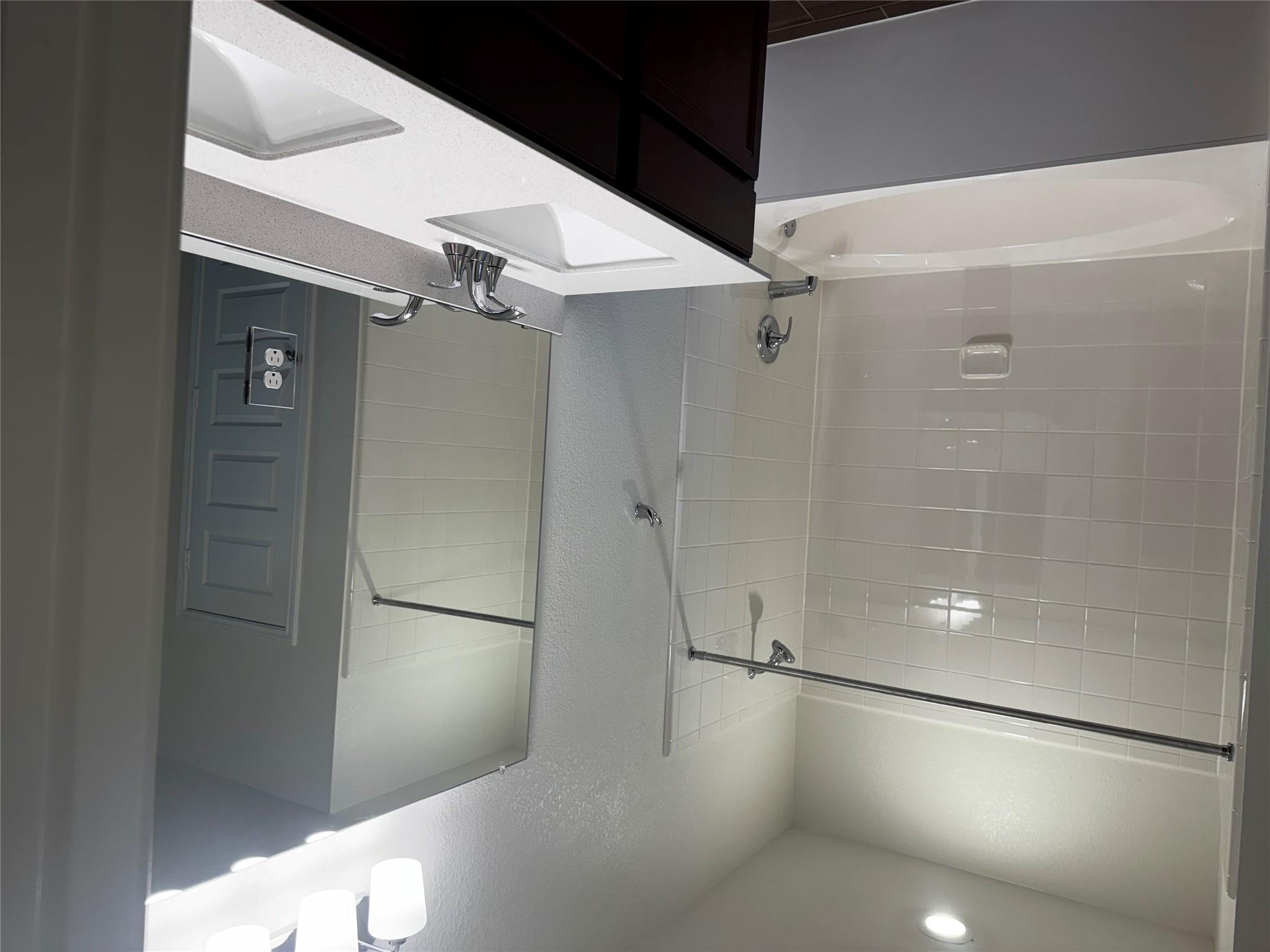 4833 Teverola Dr, Round Rock, TX 78665