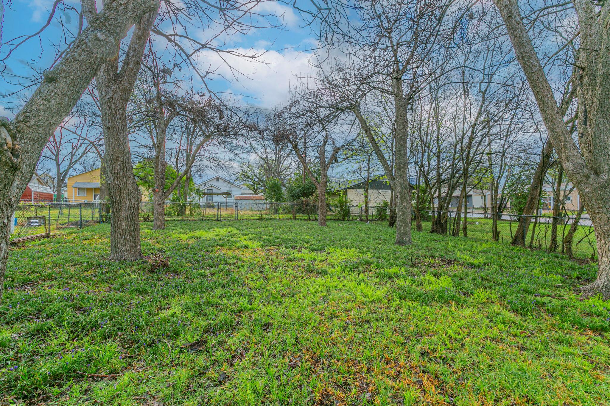 1217 S 41st St, Temple, TX 76504