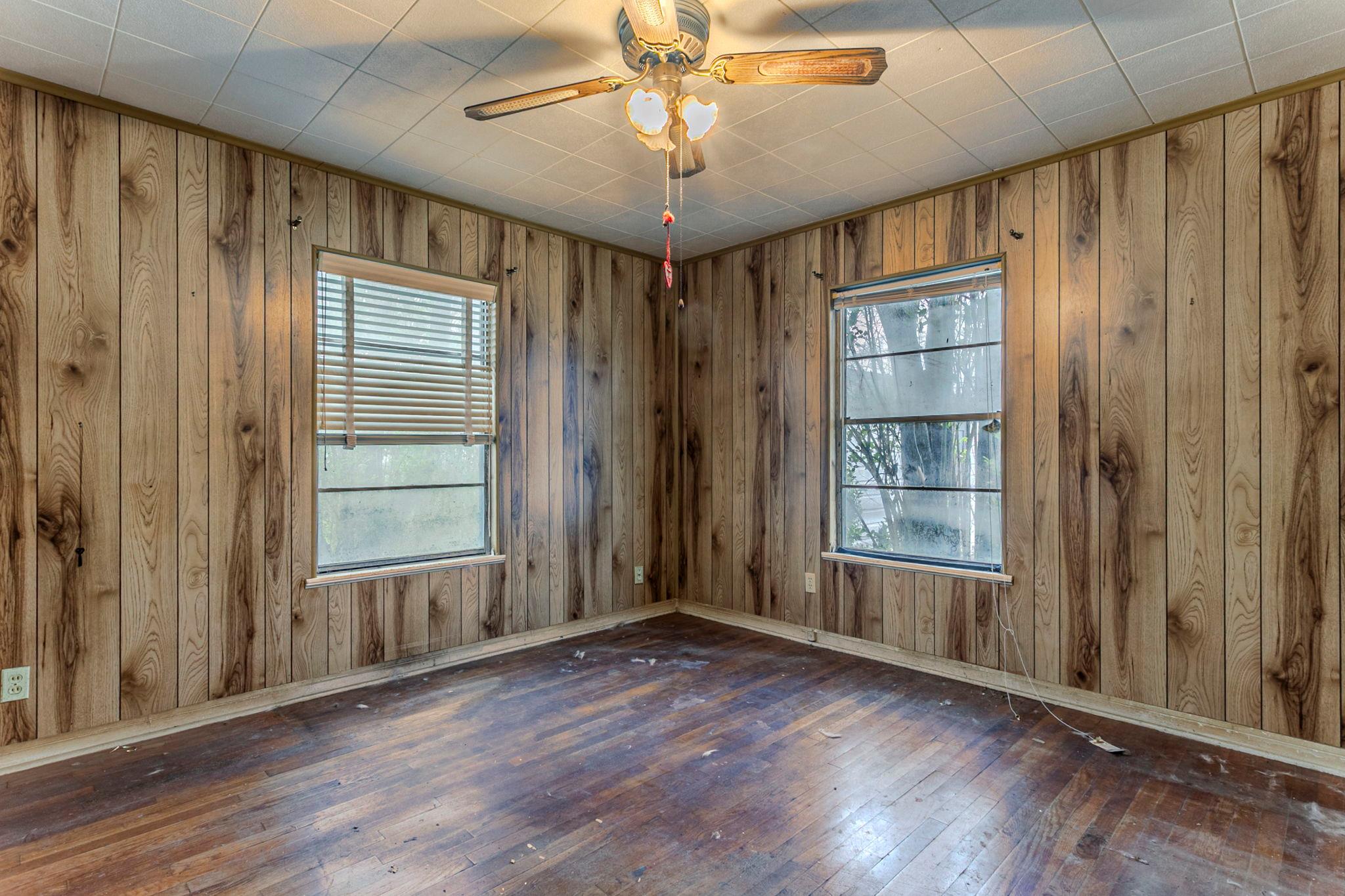 1217 S 41st St, Temple, TX 76504