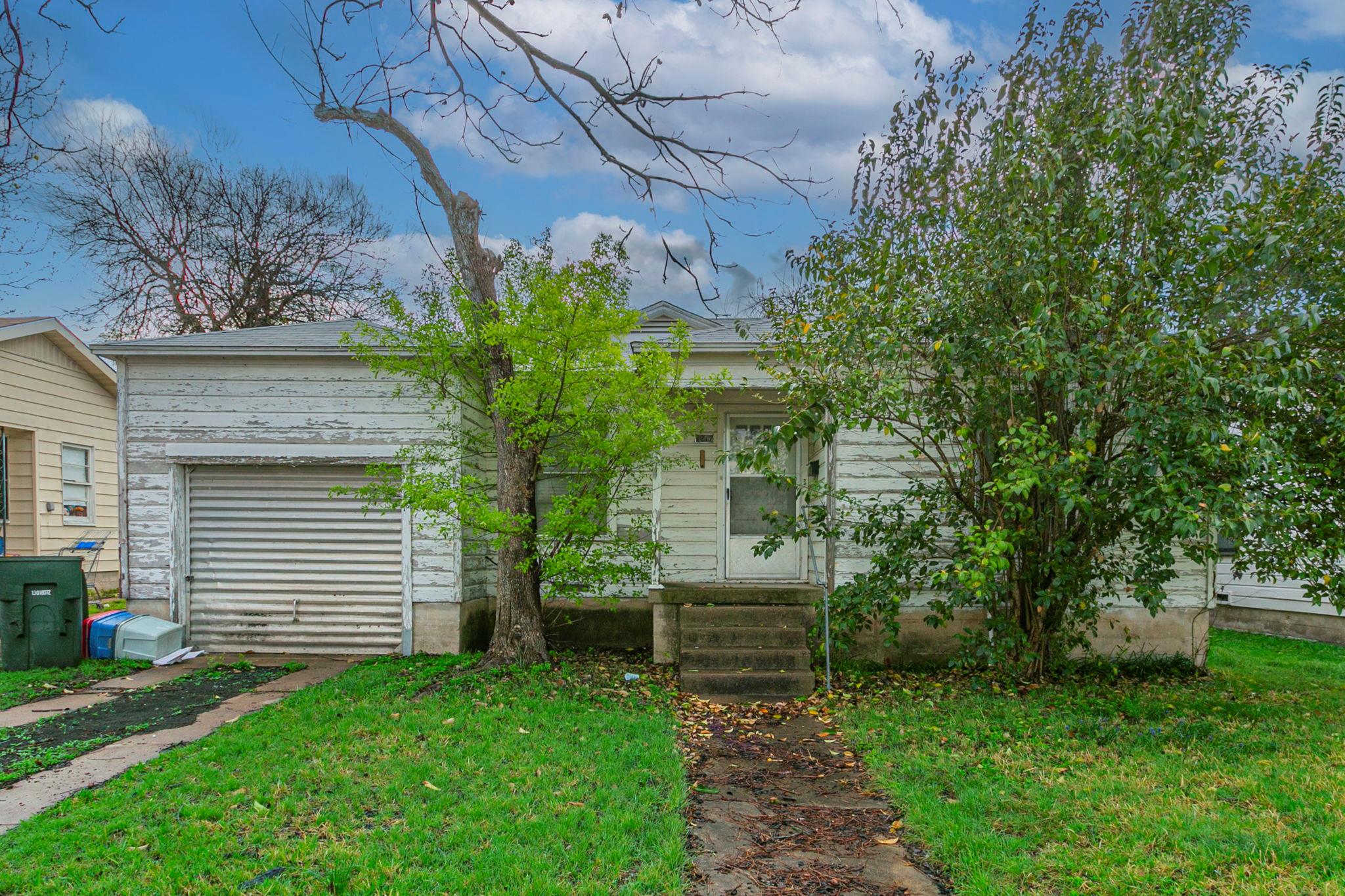 1217 S 41st St, Temple, TX 76504