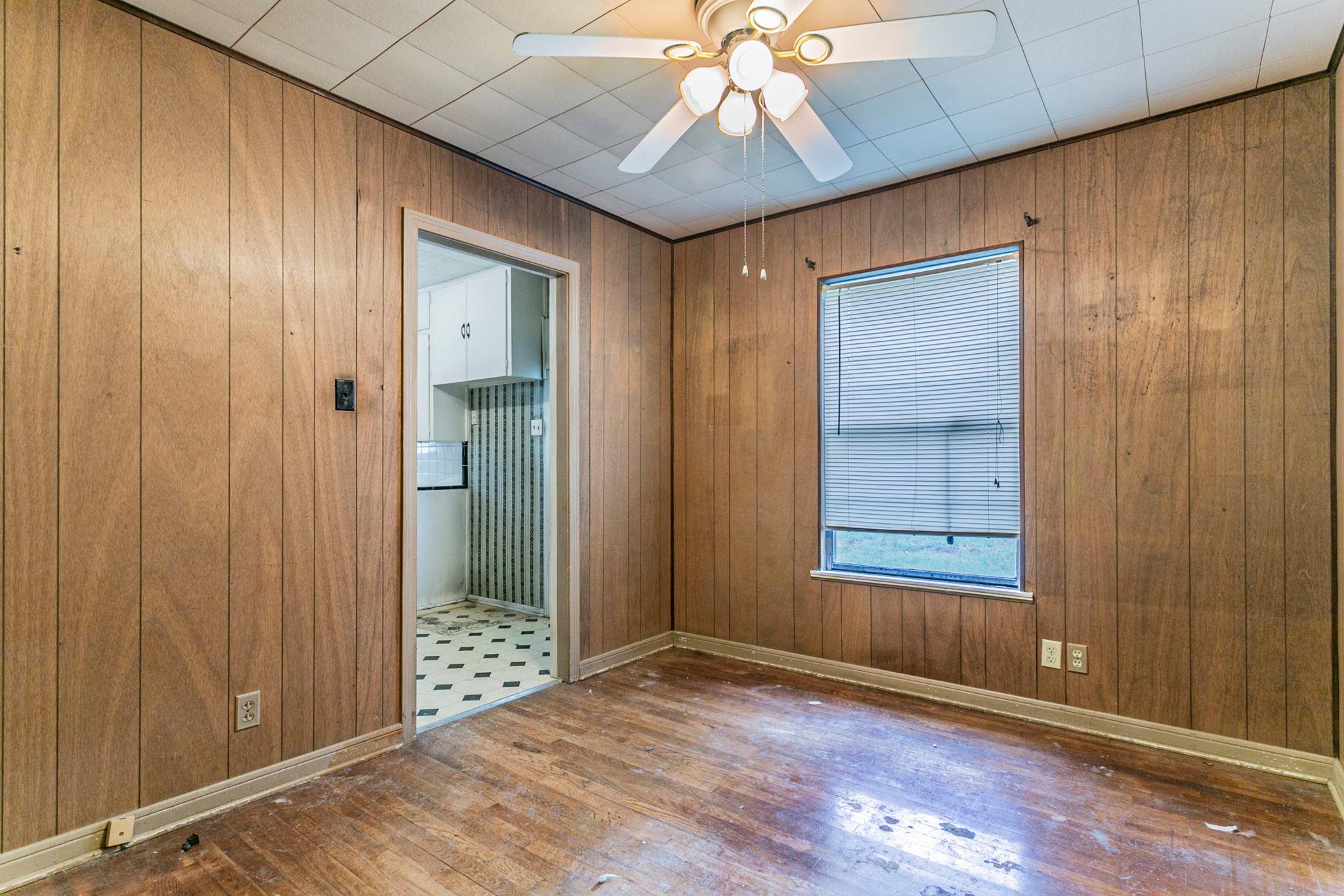 1217 S 41st St, Temple, TX 76504