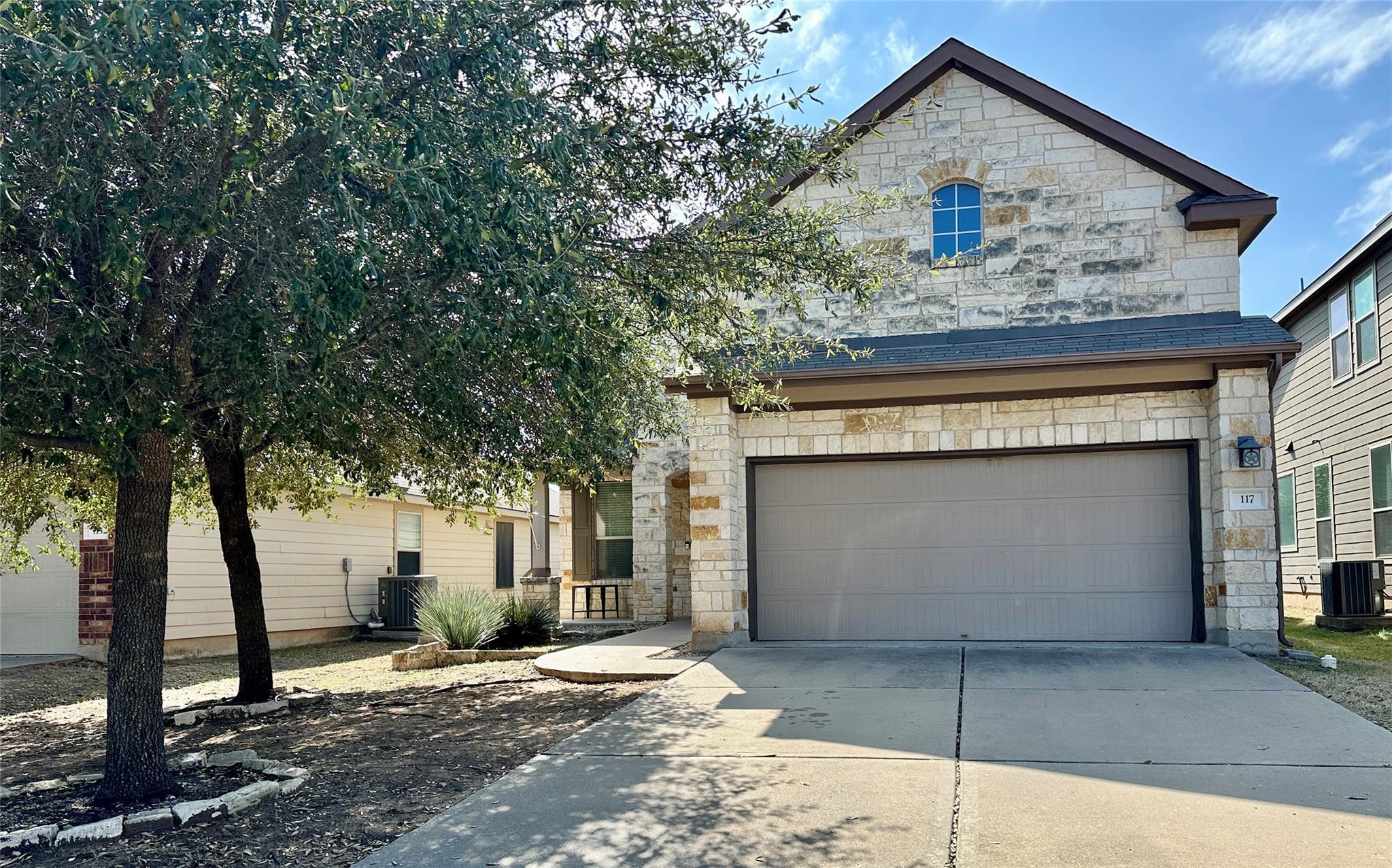117 Chickadee Ln, Leander, TX 78641