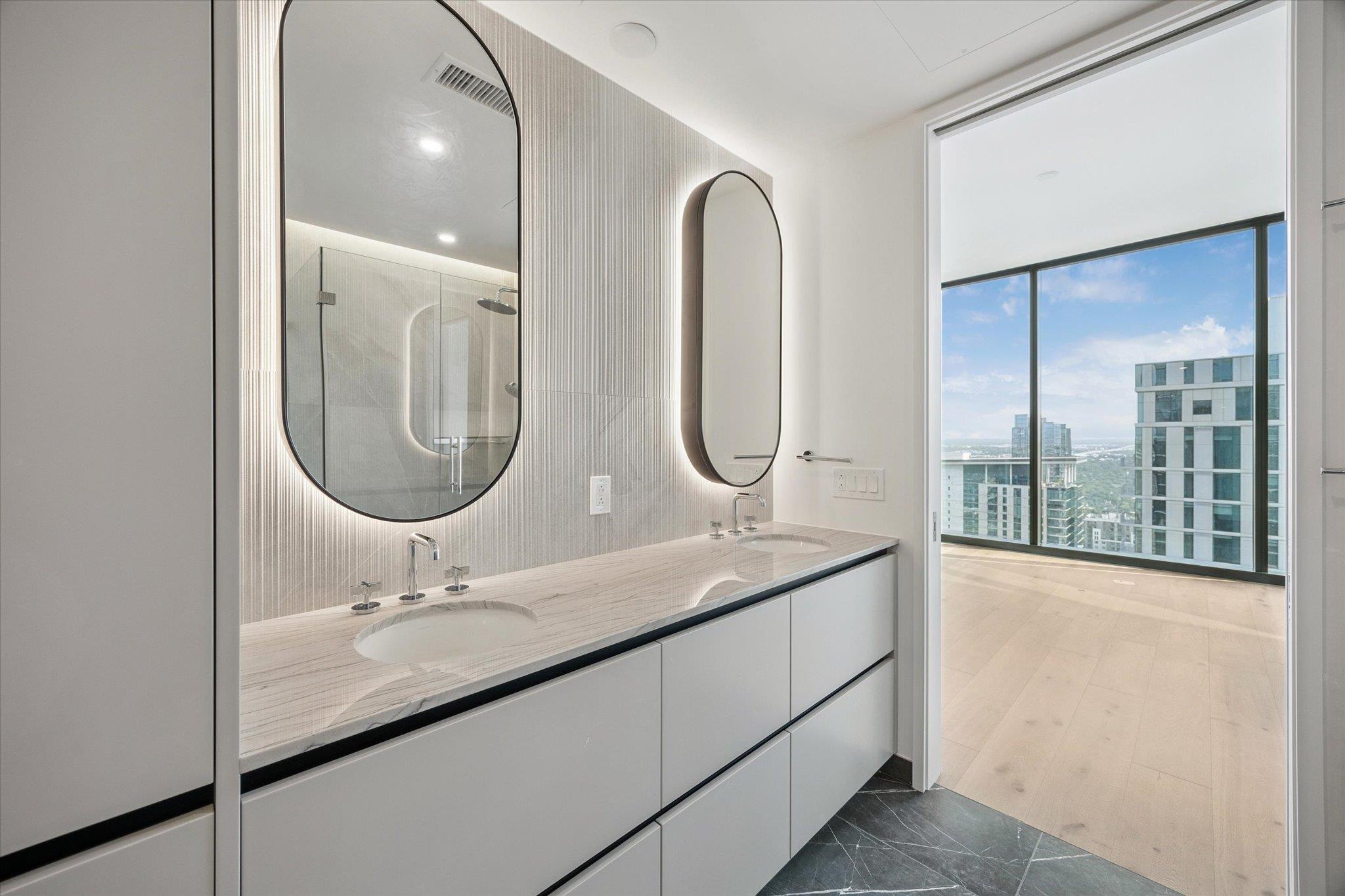 610 Davis St # 4401, Austin, TX 78701