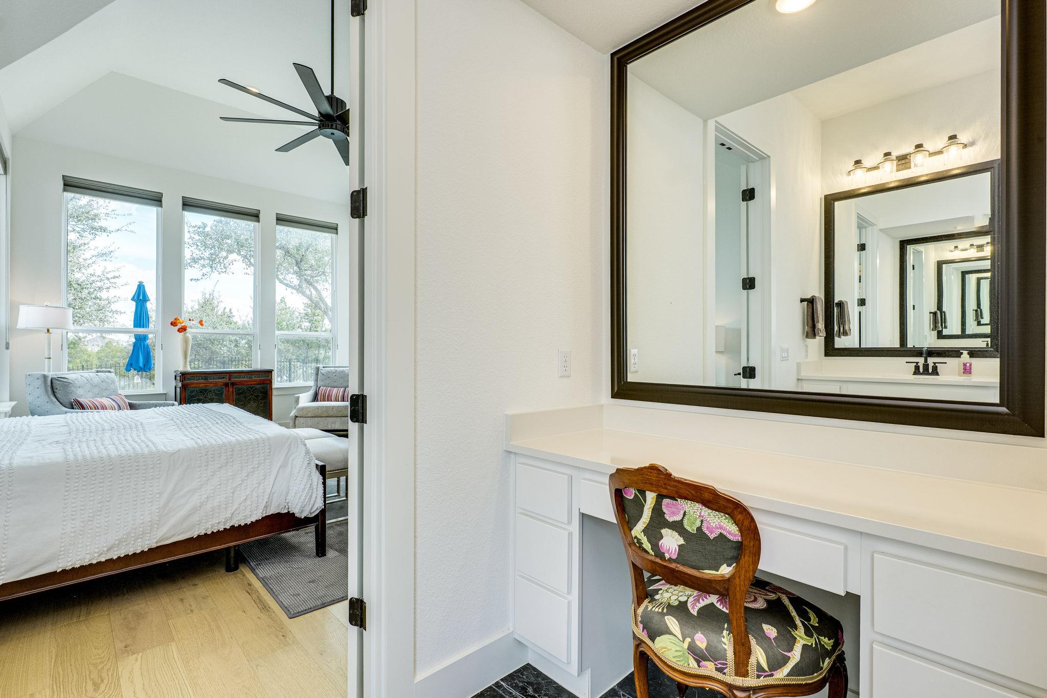 768 Two Creeks Ln, Austin, TX 78737