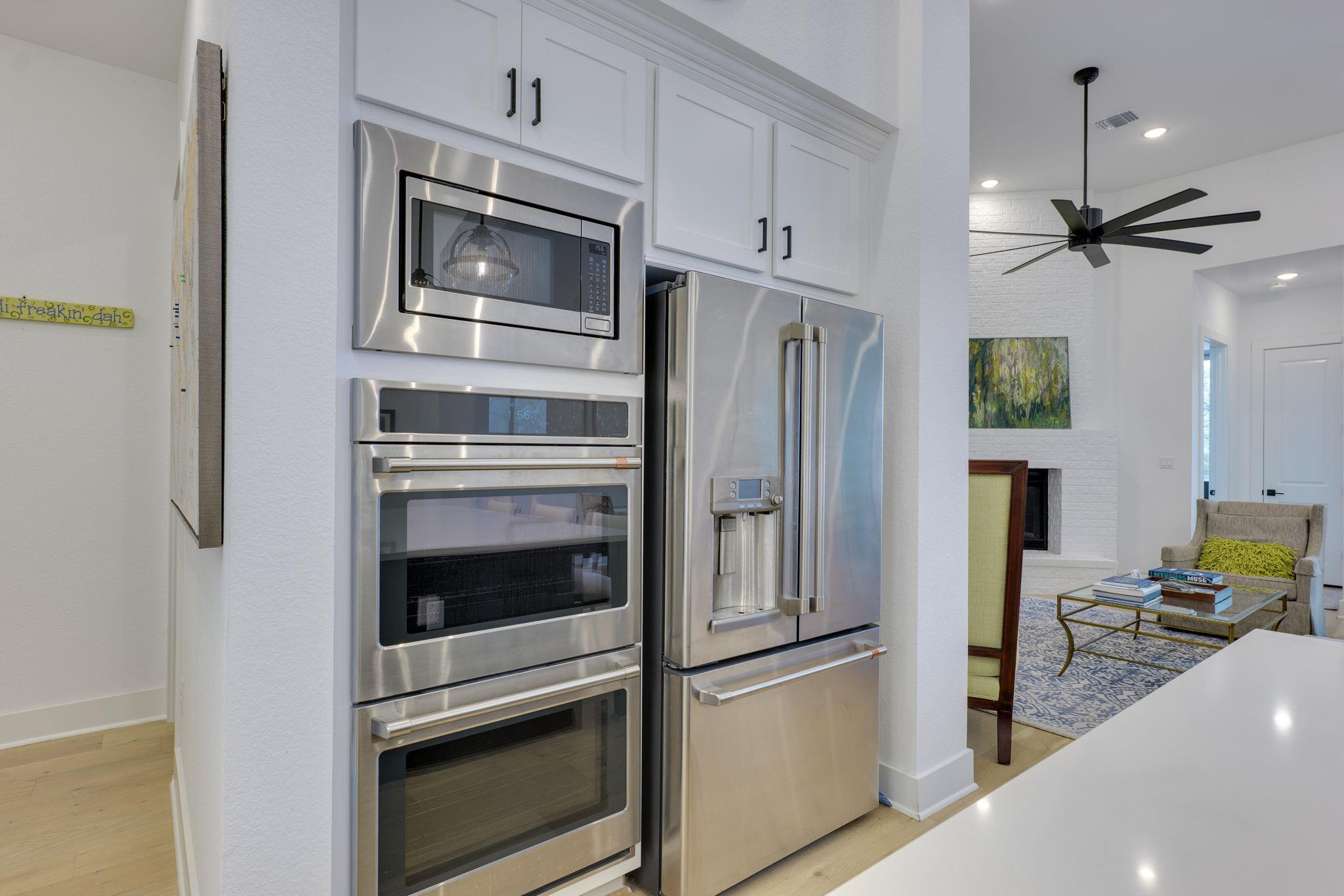 768 Two Creeks Ln, Austin, TX 78737