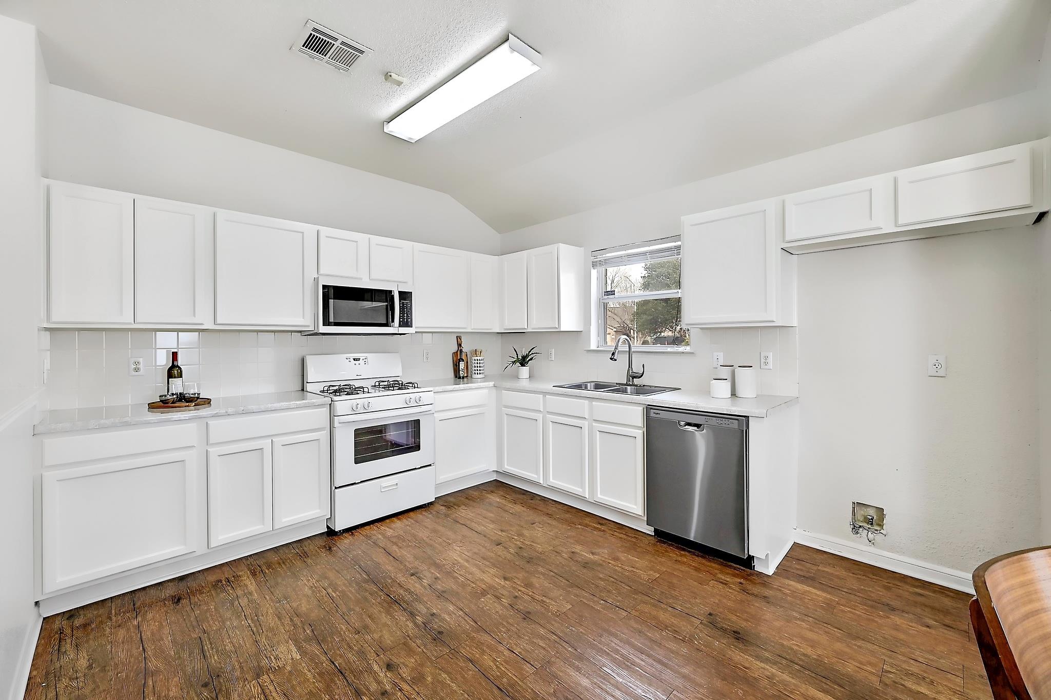 117 Rosemary Cv, Georgetown, TX 78626