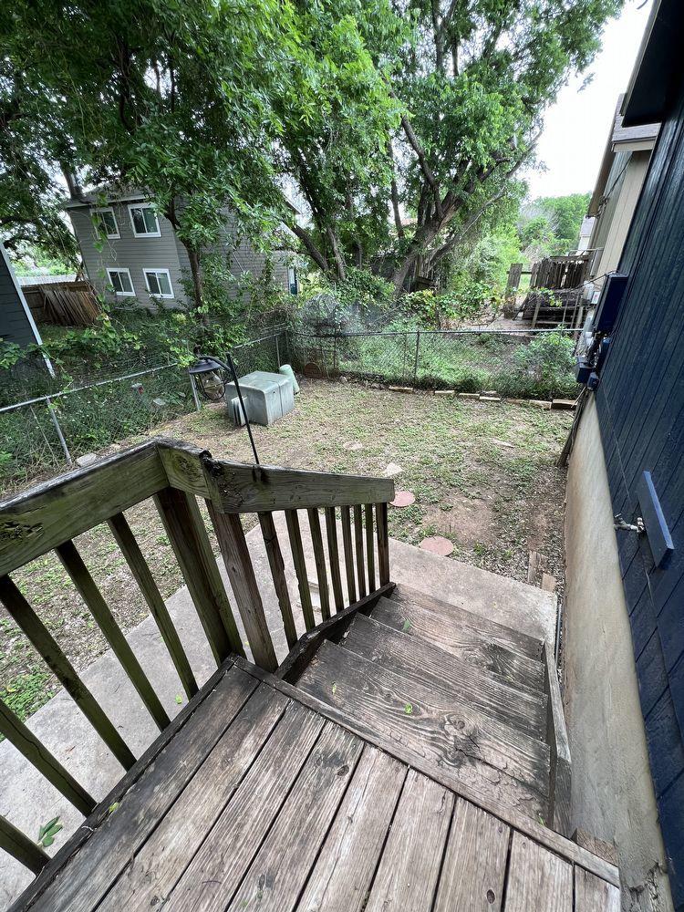 6801 Stonleigh Pl # B, Austin, TX 78744