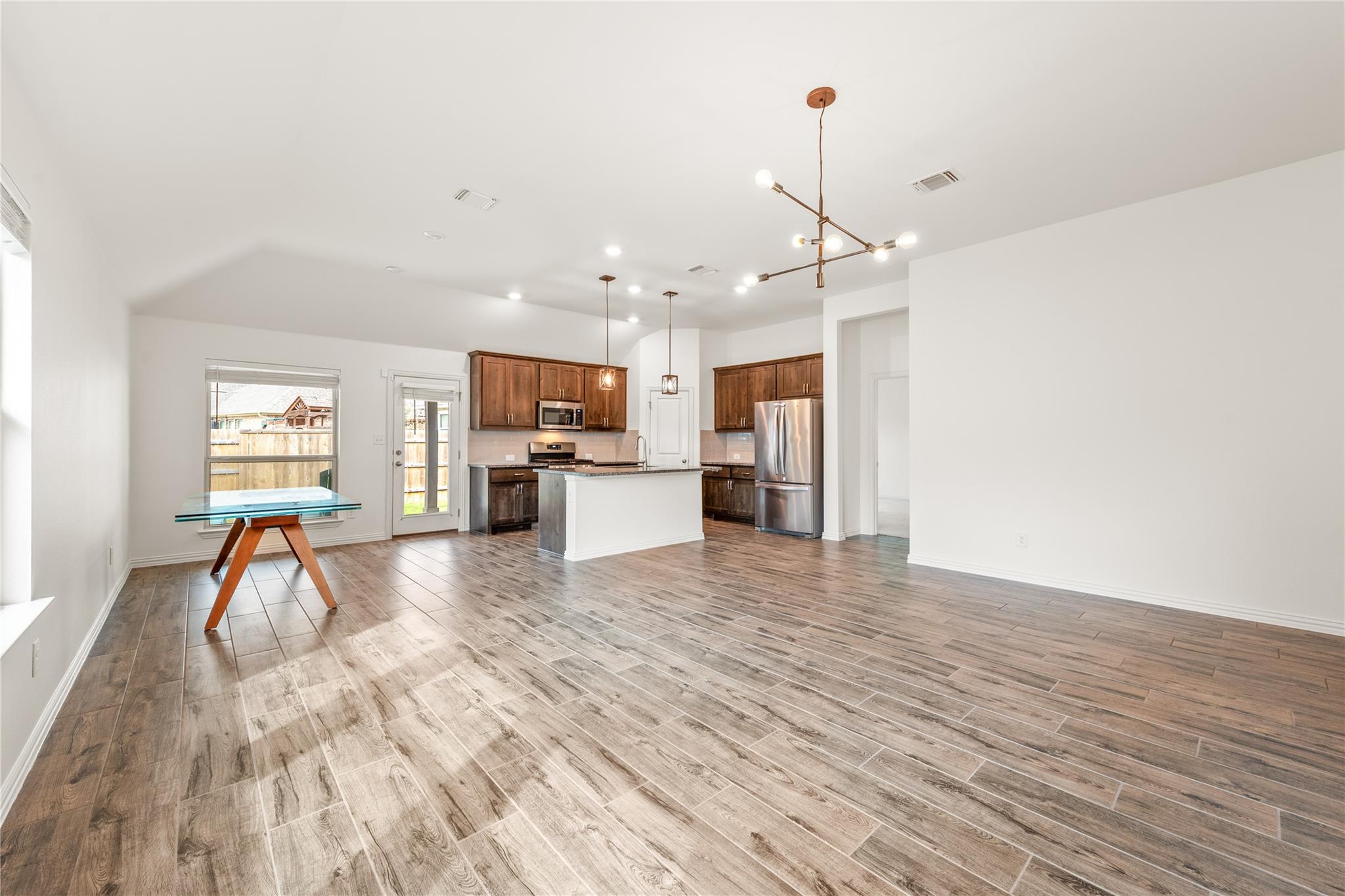 682 Coyote Creek Way, Kyle, TX 78640