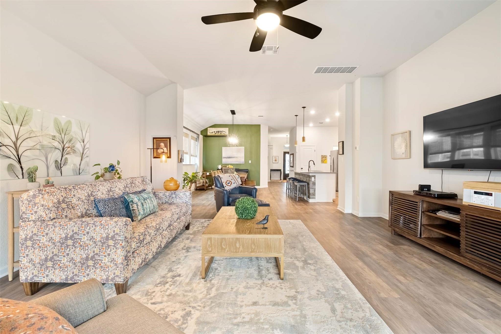 124 Patrick Herndon Dr, Bastrop, TX 78602