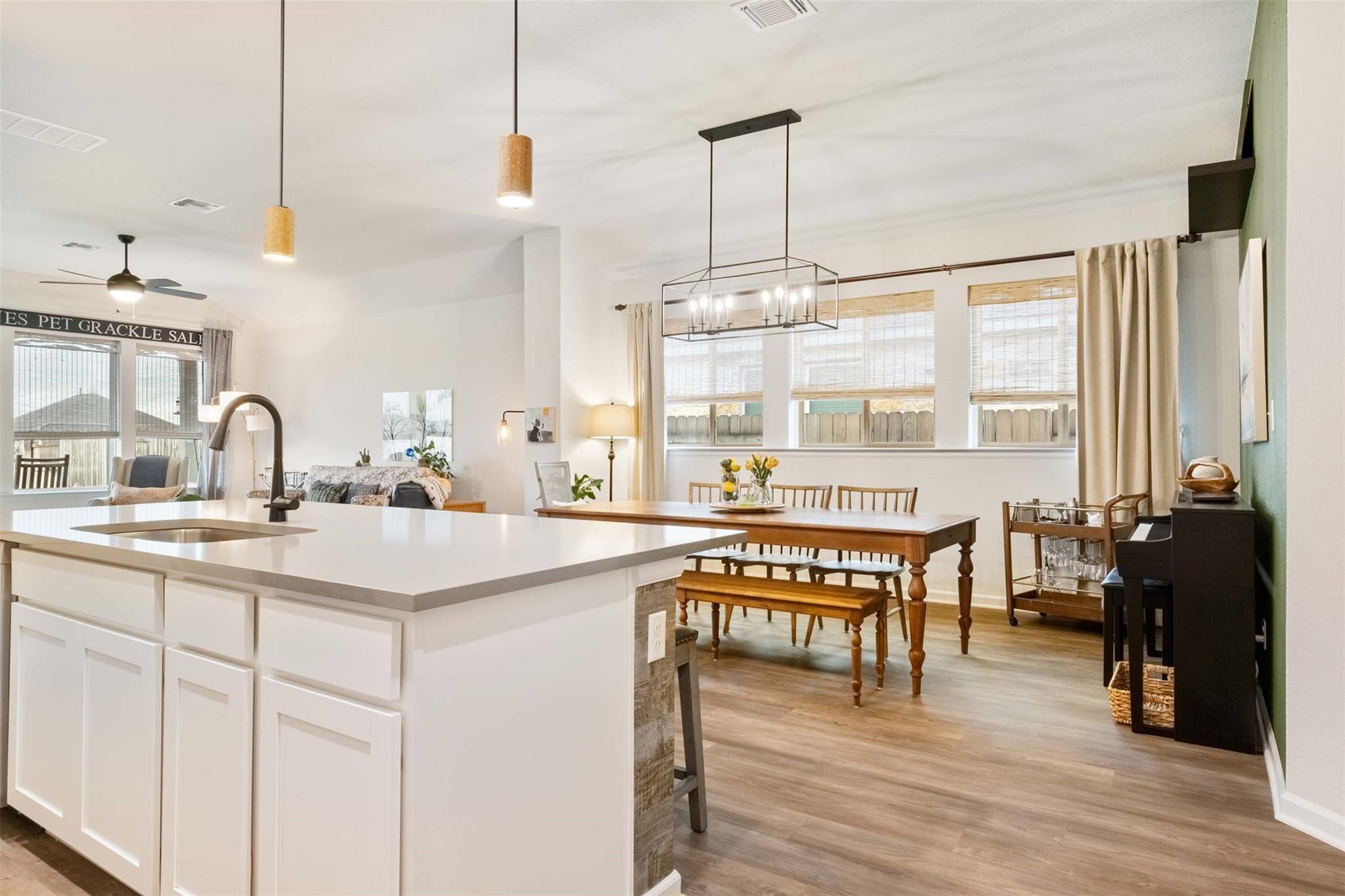 124 Patrick Herndon Dr, Bastrop, TX 78602