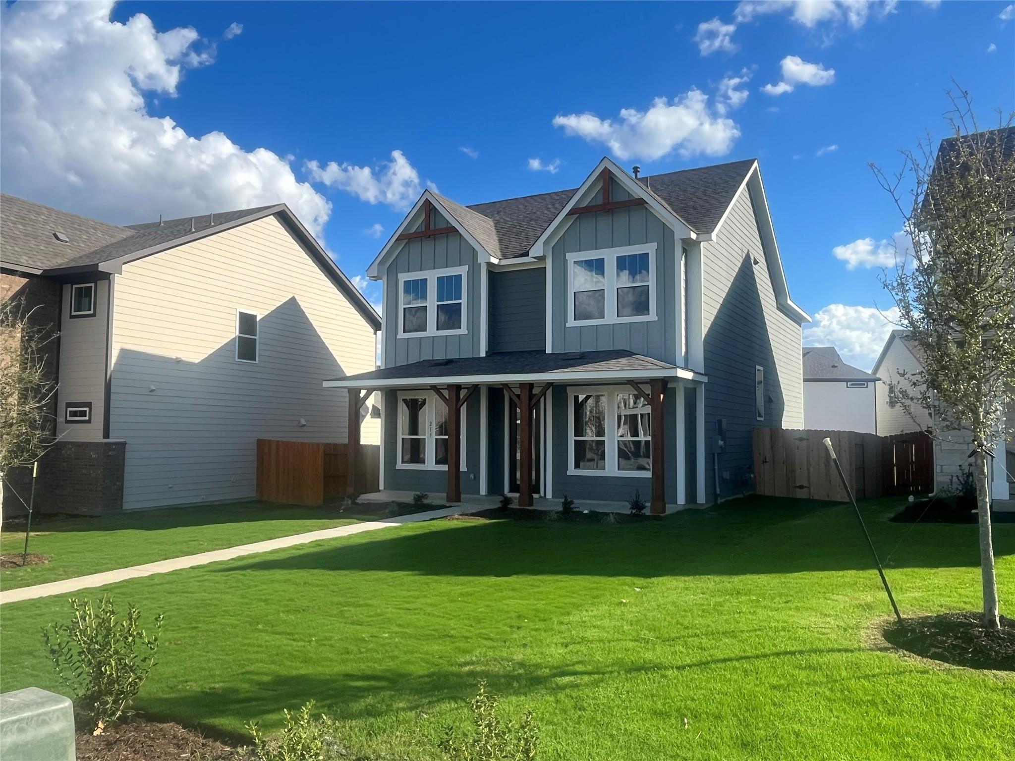 217 Woodrow Ln, Liberty Hill, TX 78642