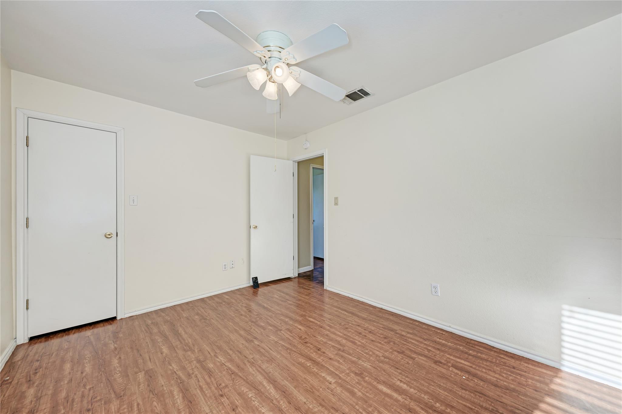 126 Rinehardt St, Hutto, TX 78634