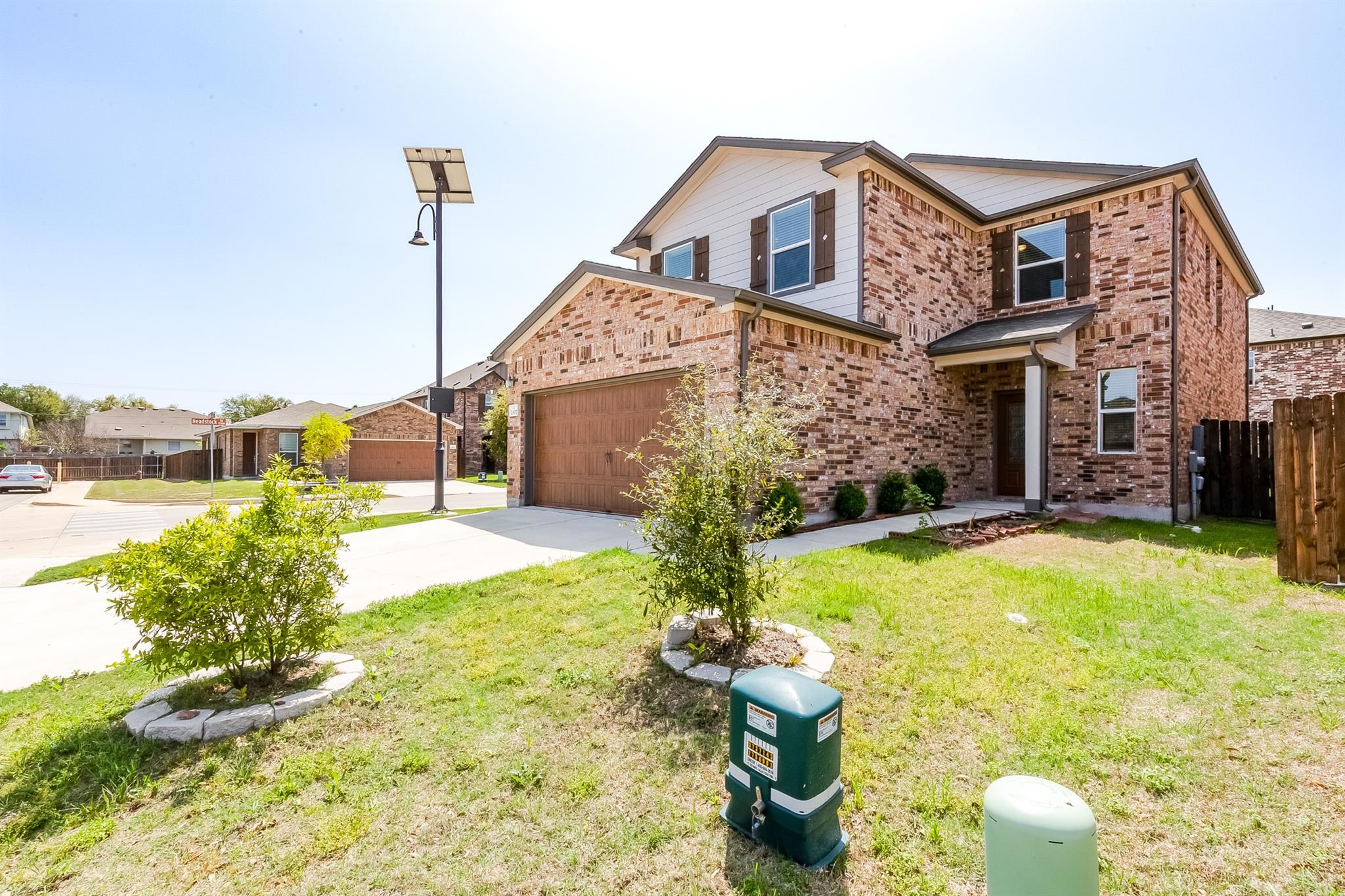 2007 Fretboard St, Round Rock, TX 78664